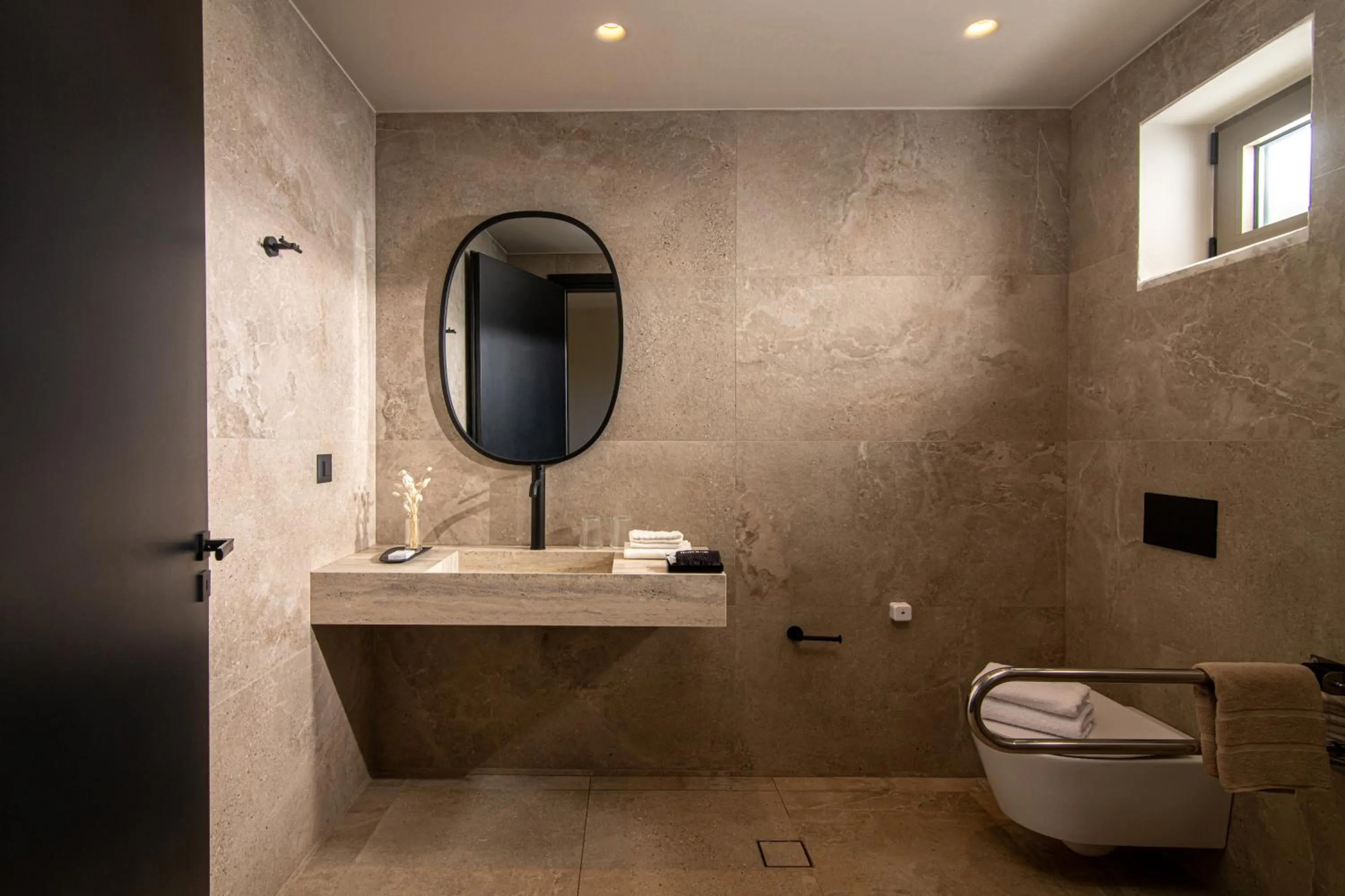 Bathroom in Elèa Concept Hotel & Suites