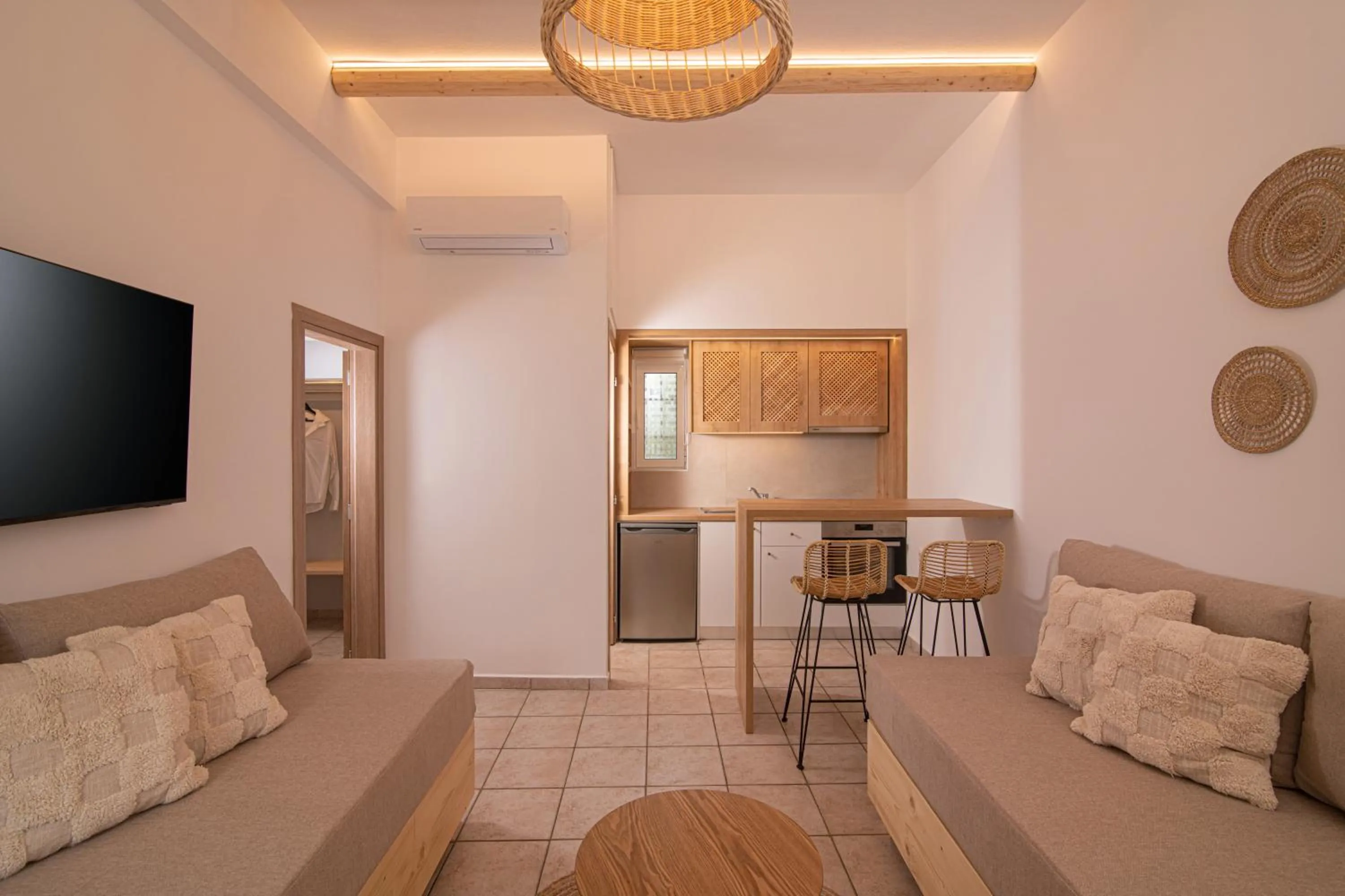 Kitchen or kitchenette in Elèa Concept Hotel & Suites