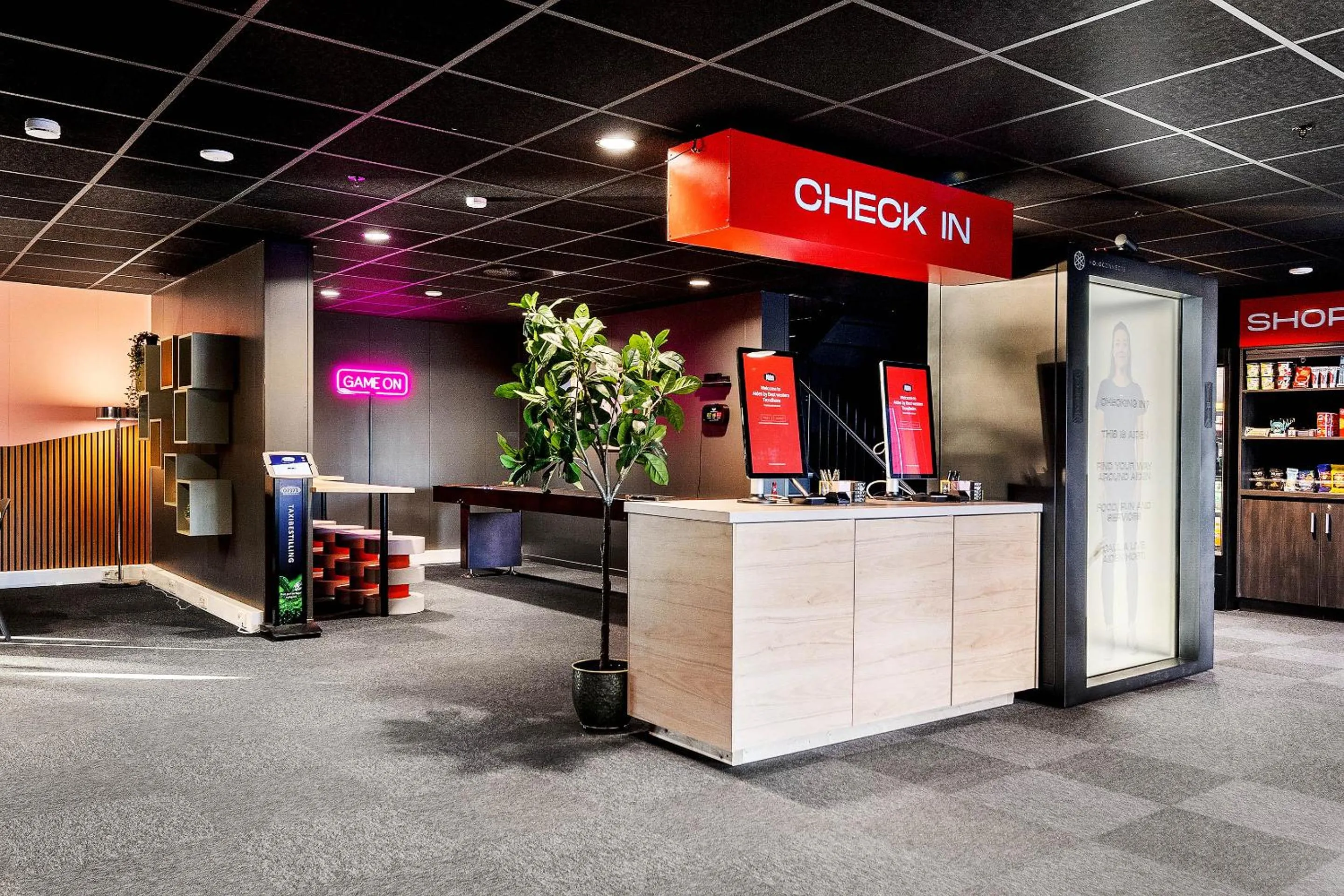 Lobby or reception in Aiden by Best Western Trondheim Airport