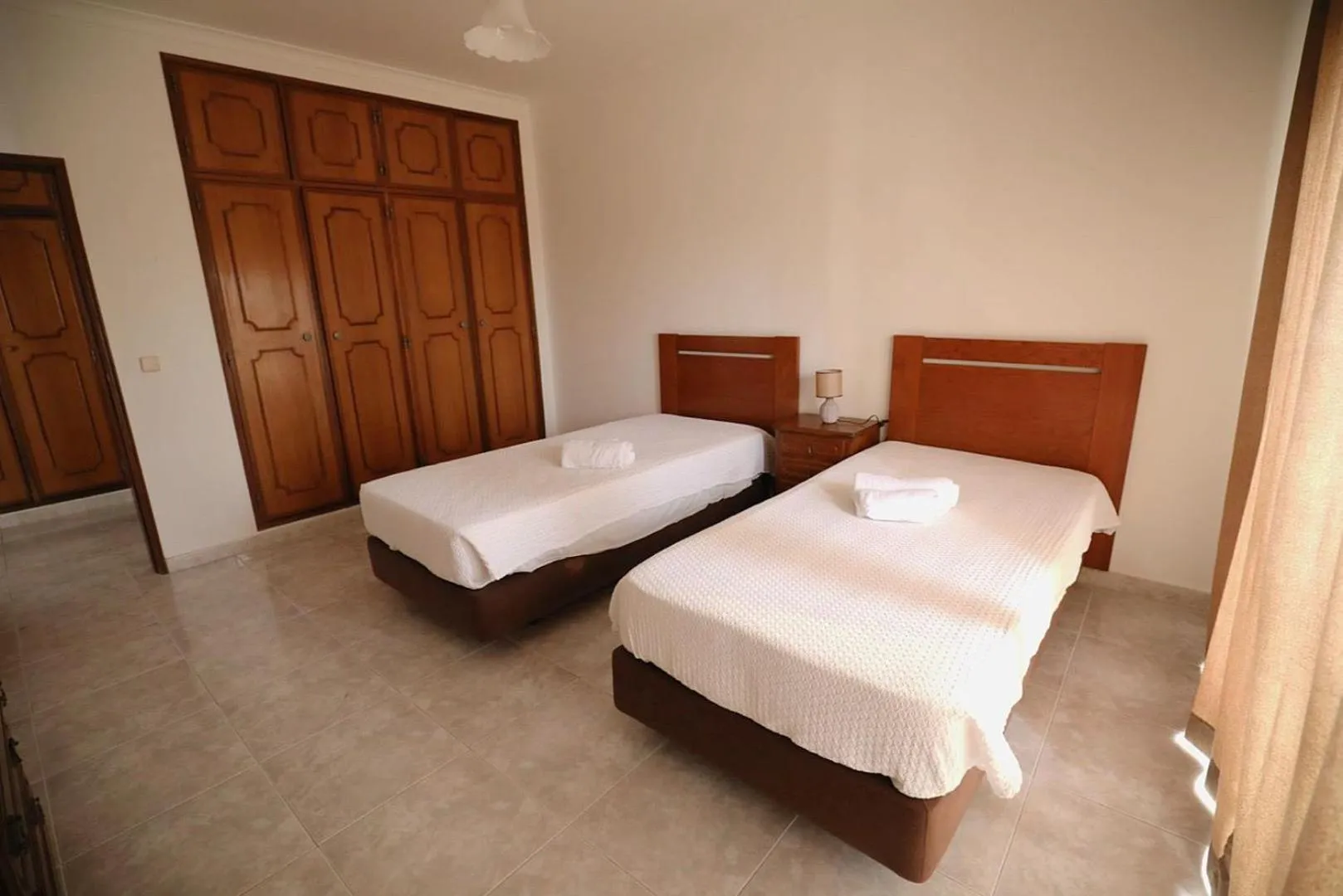 Bedroom, Bed in cantinho do mar