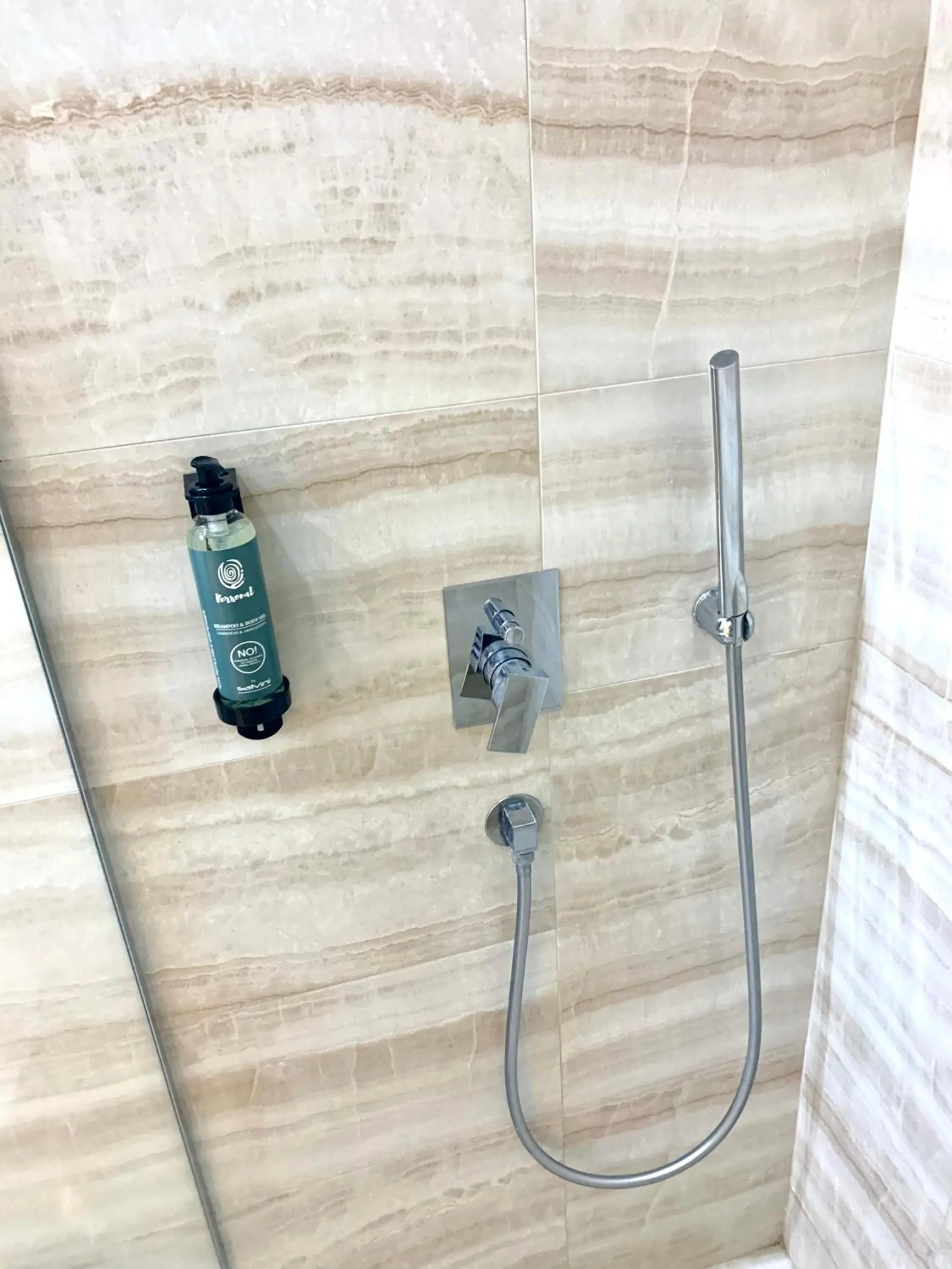Shower in Hotel Aulona