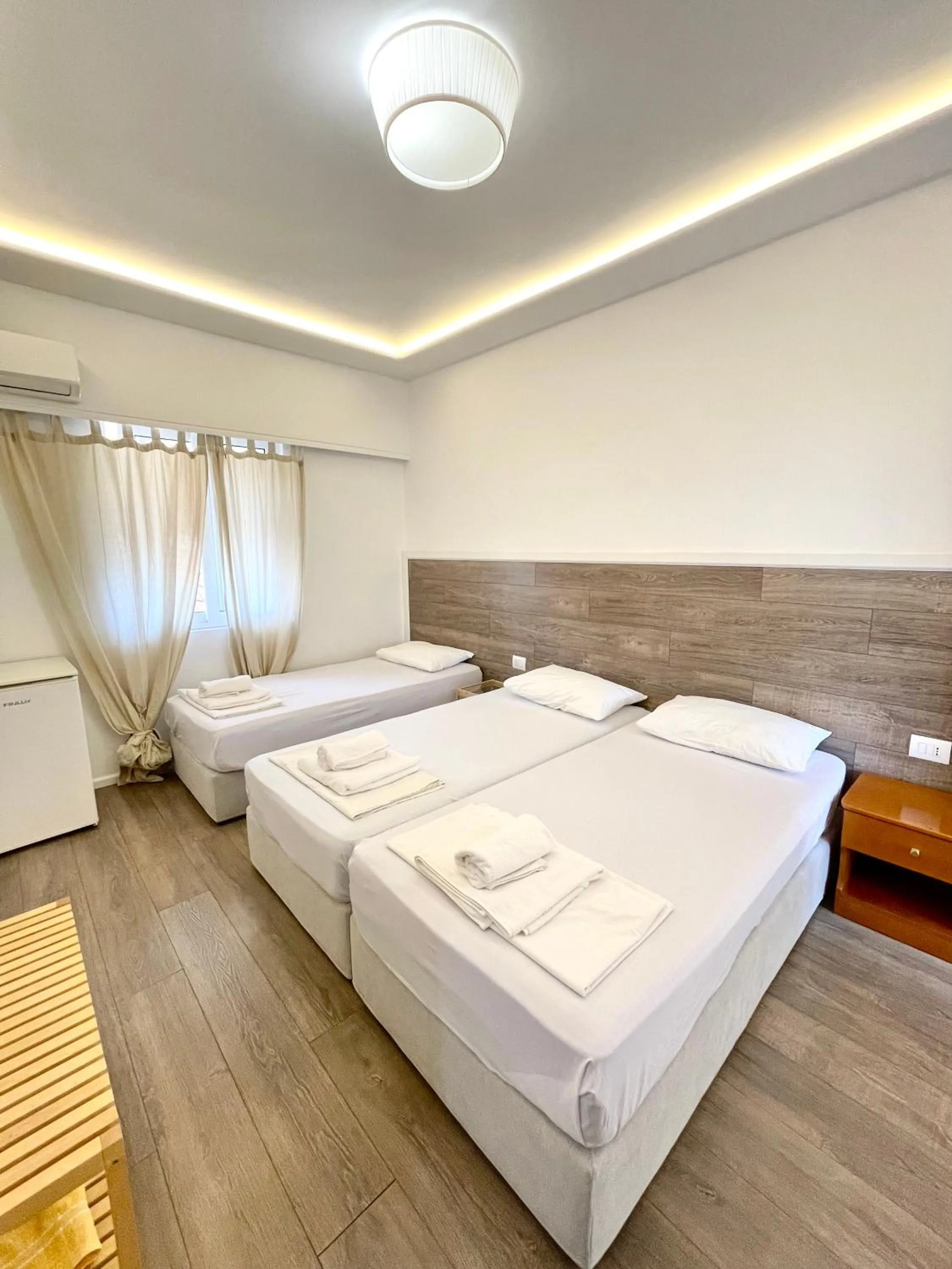 Bed in Hotel Aulona