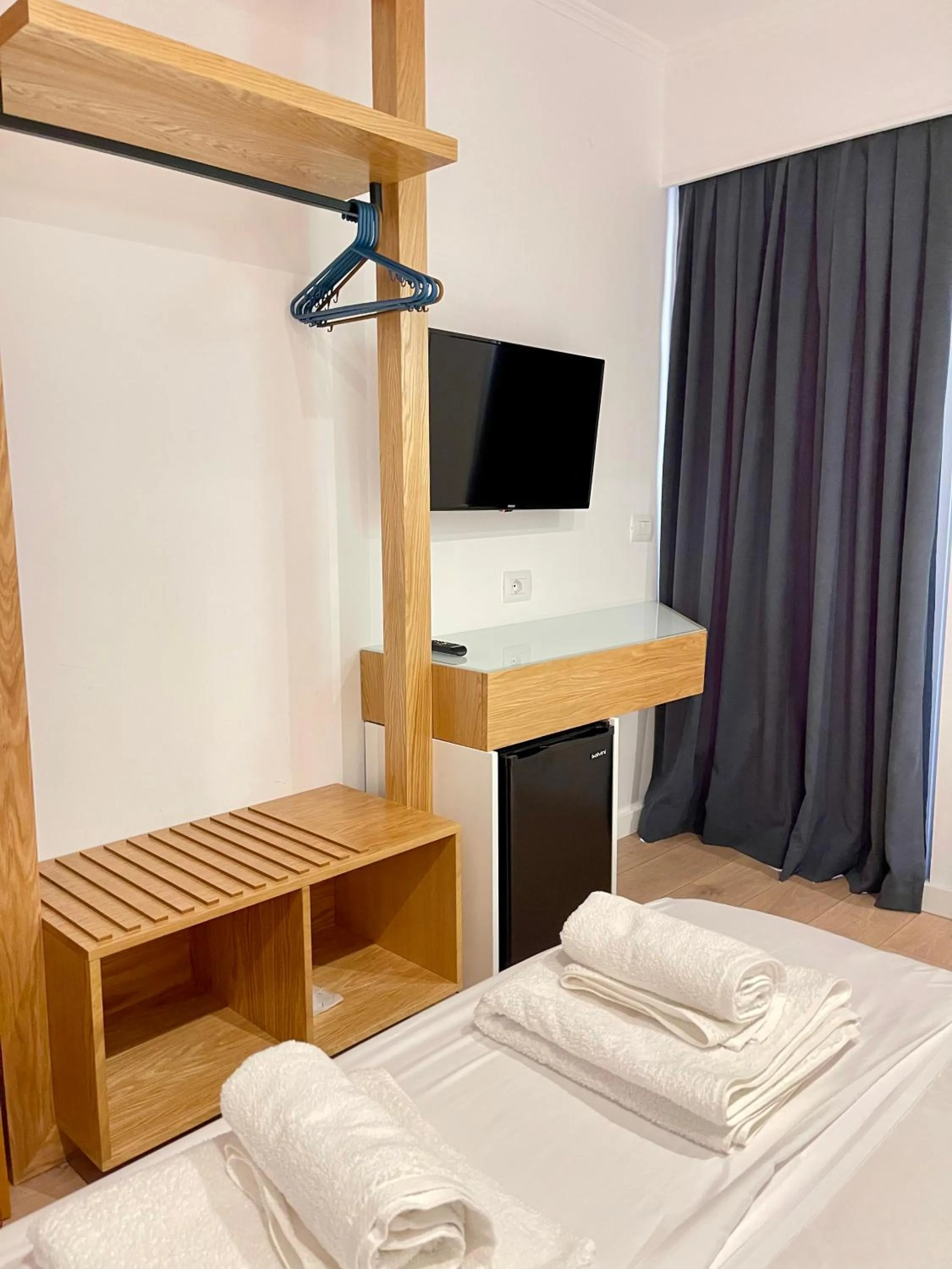 Bed in Hotel Aulona
