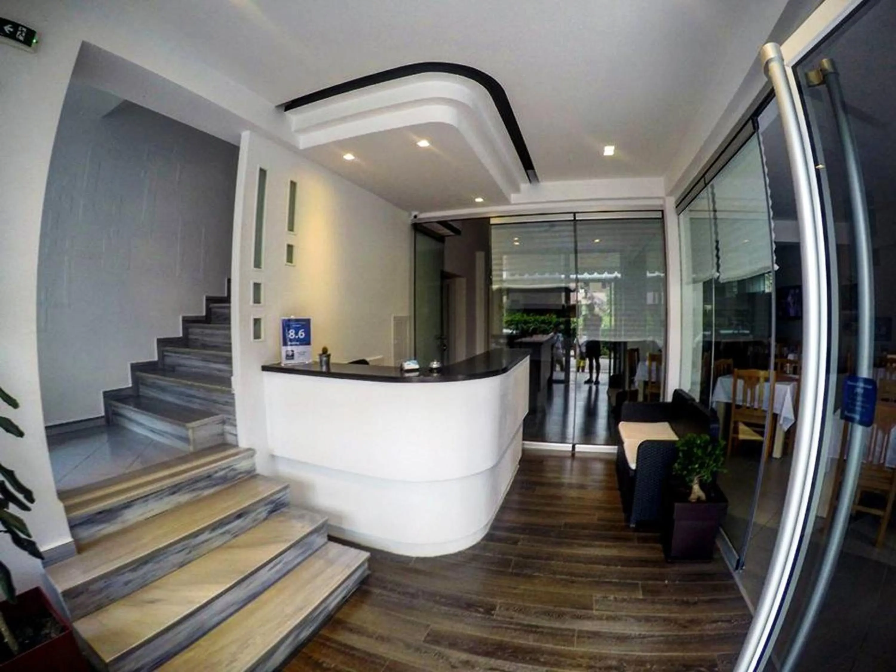 Area and facilities in Hotel Aulona