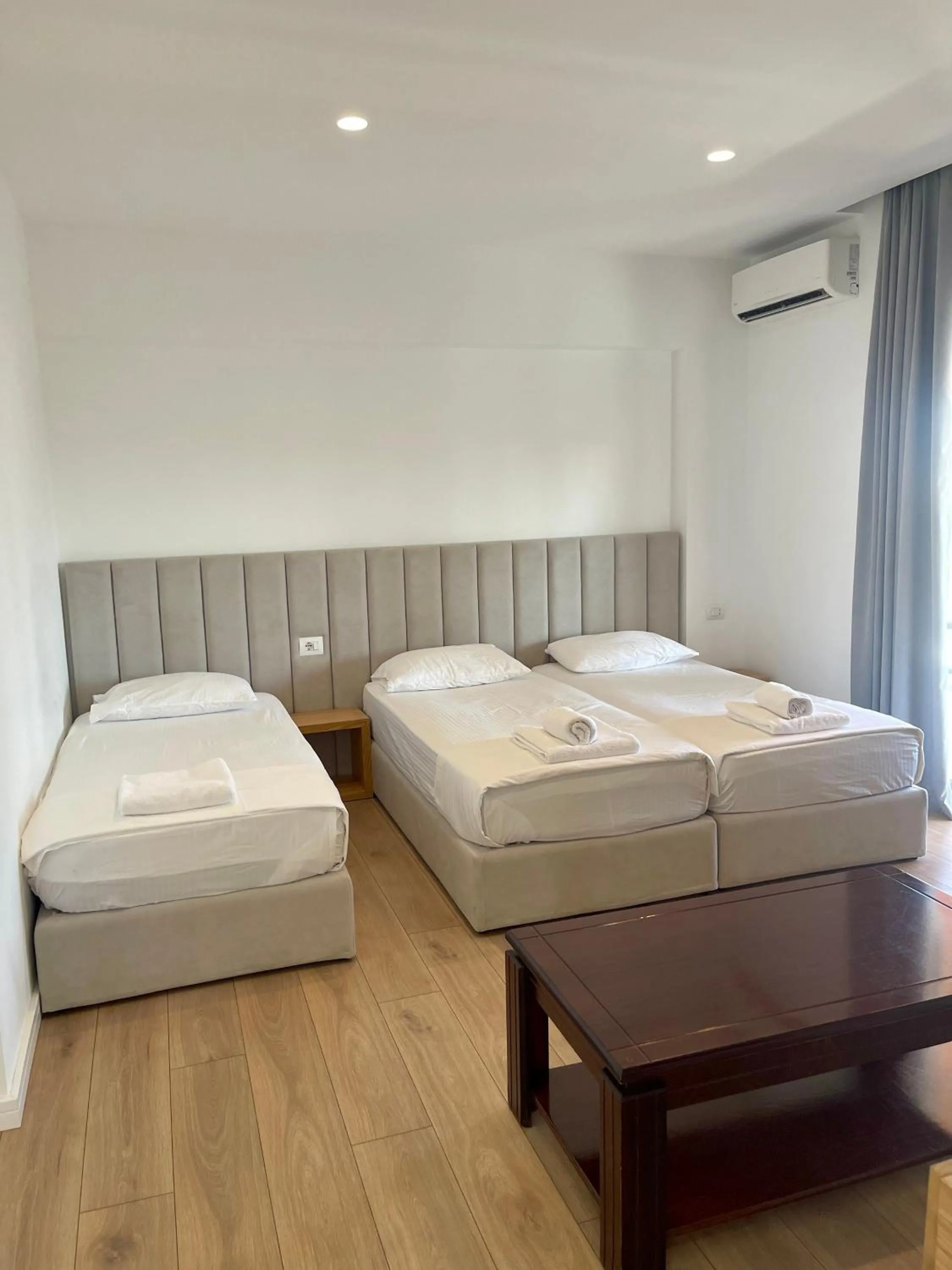Bed in Hotel Aulona