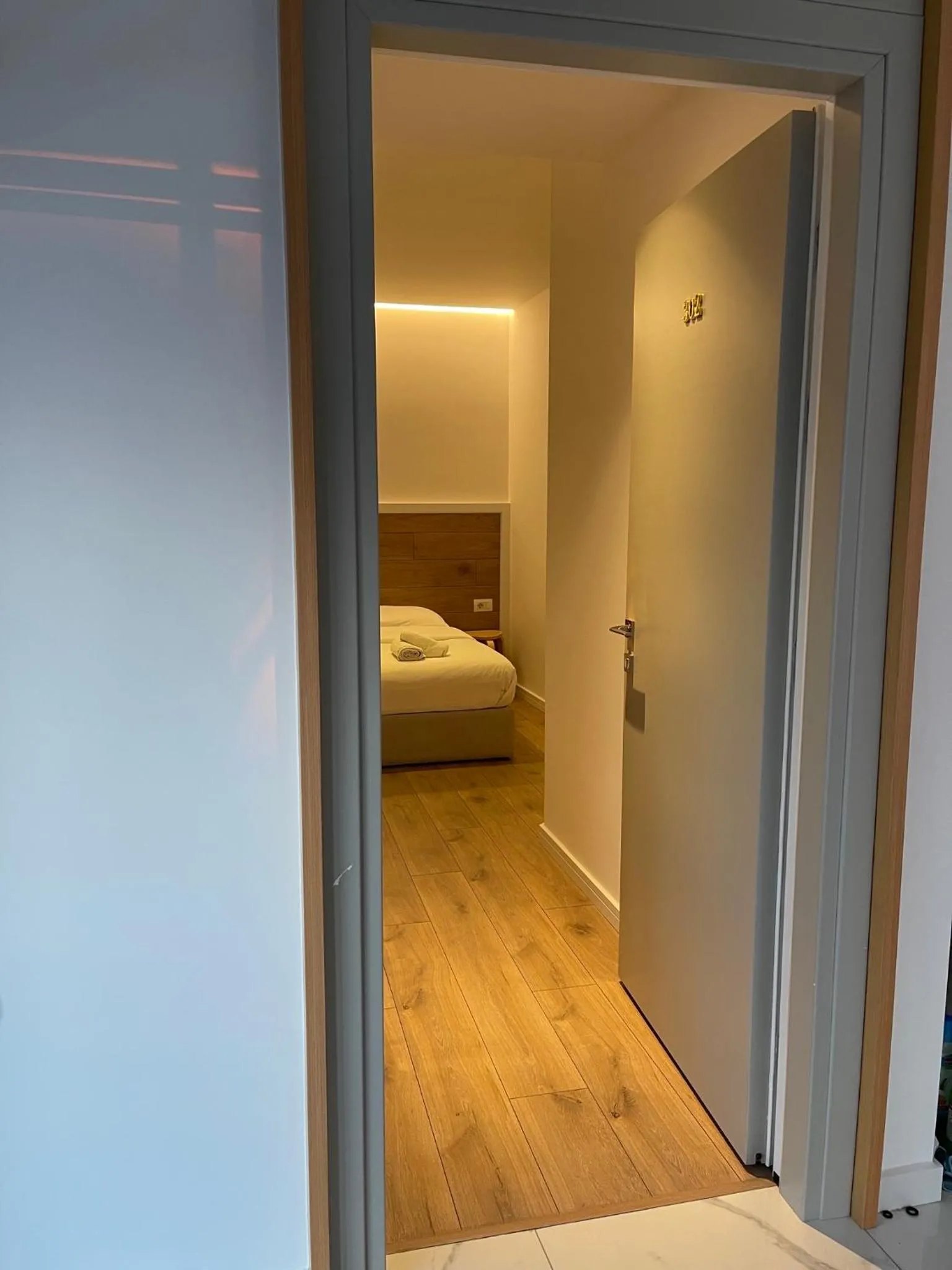 Bed in Hotel Aulona