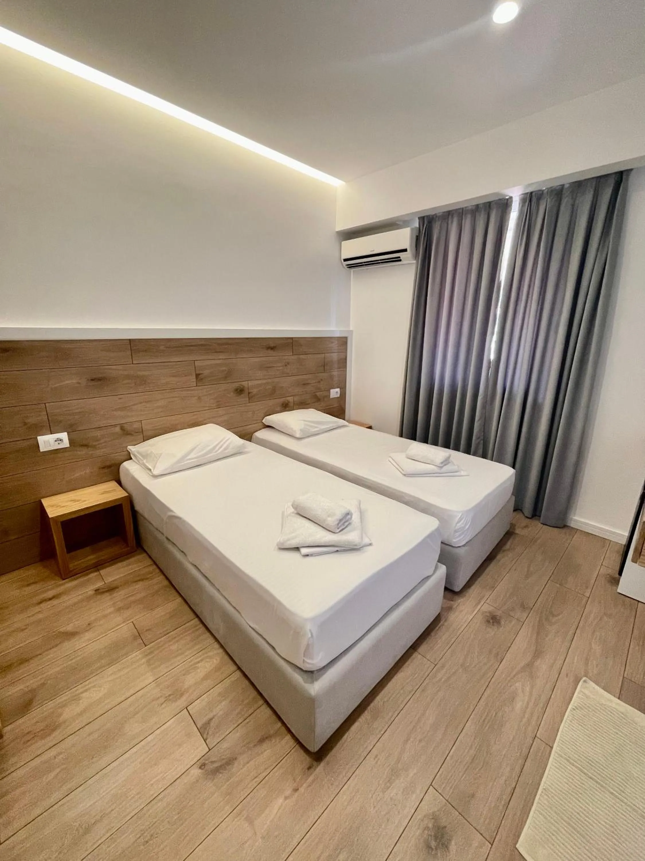 Bed in Hotel Aulona