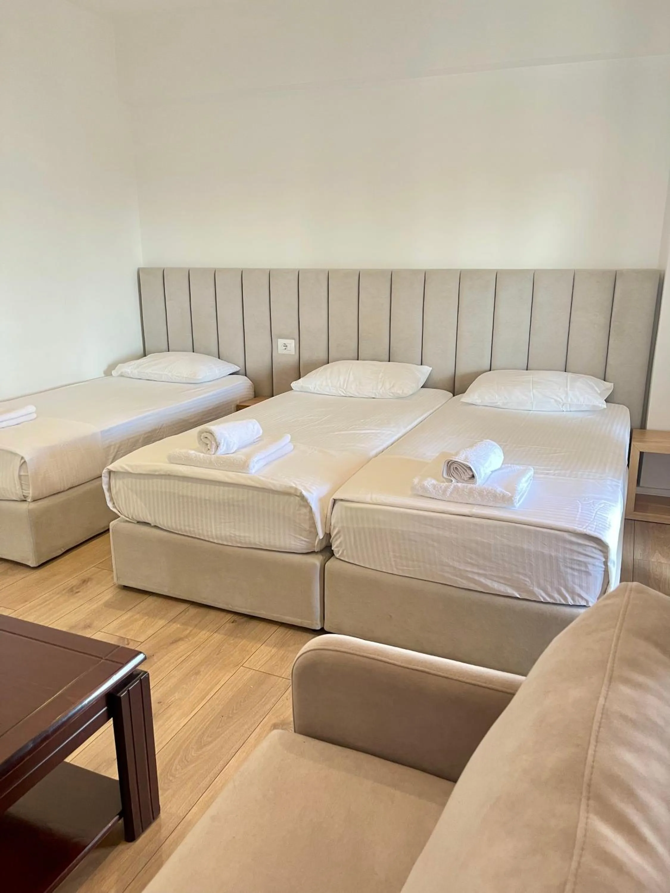 Bed in Hotel Aulona
