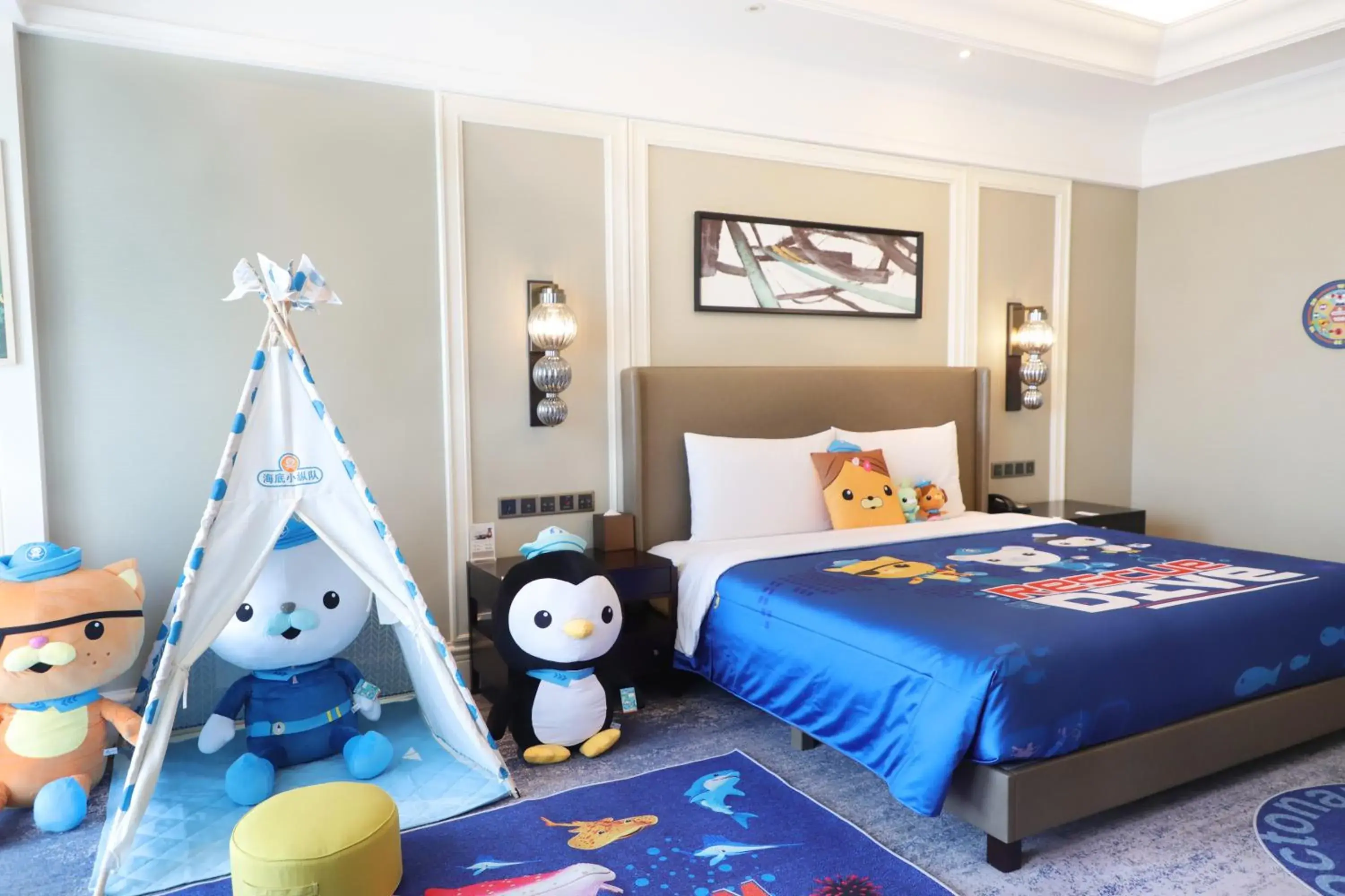 Bed in Ramada Plaza by Wyndham Wuhan Huangpi Bed in Ramada Plaza by Wyndham Wuhan Huangpi