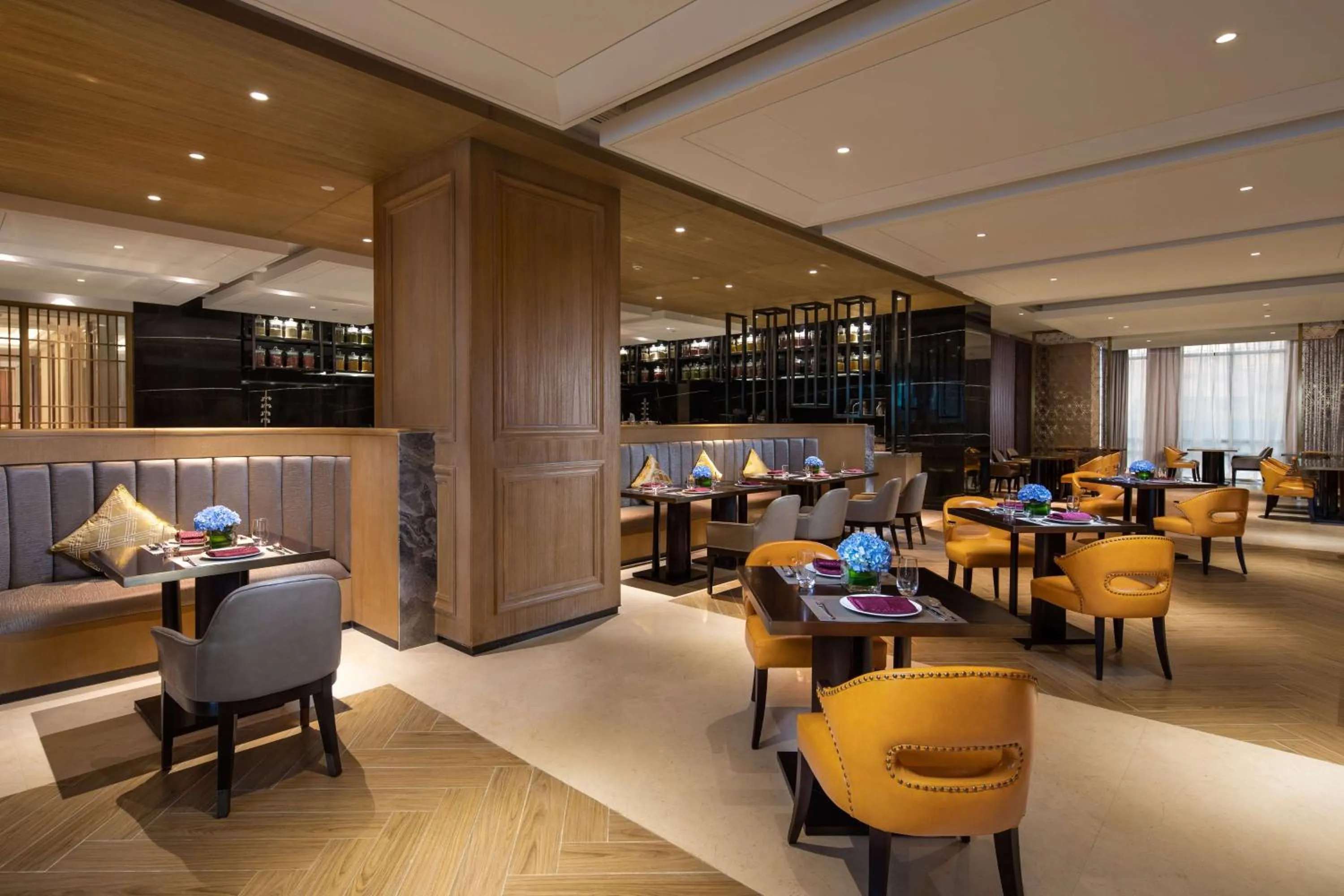 Restaurant/places to eat in Ramada Plaza by Wyndham Wuhan Huangpi