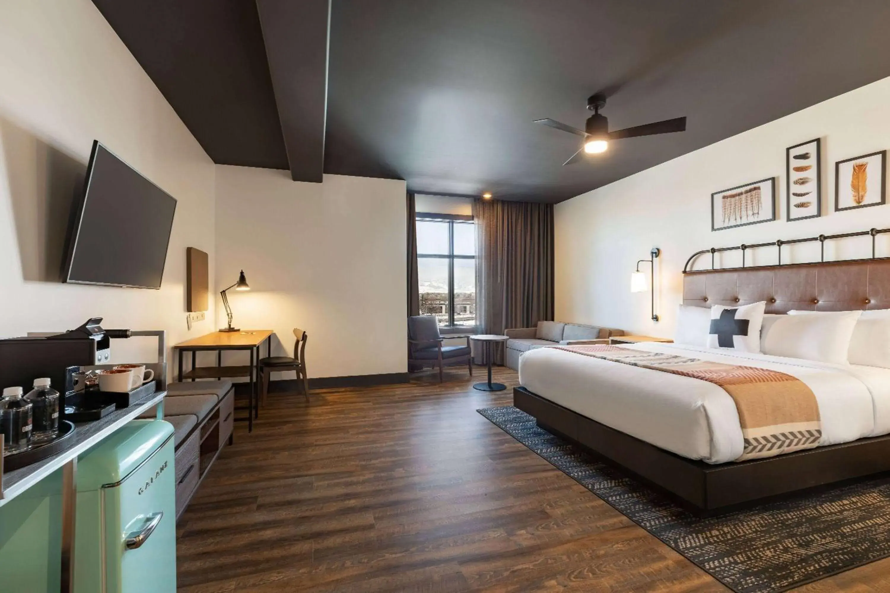 Junior Suite with1 King Bed, Mountain View, Non-Smoking in Origin Westminster a Wyndham Hotel Junior Suite with1 King Bed, Mountain View, Non-Smoking in Origin Westminster a Wyndham Hotel