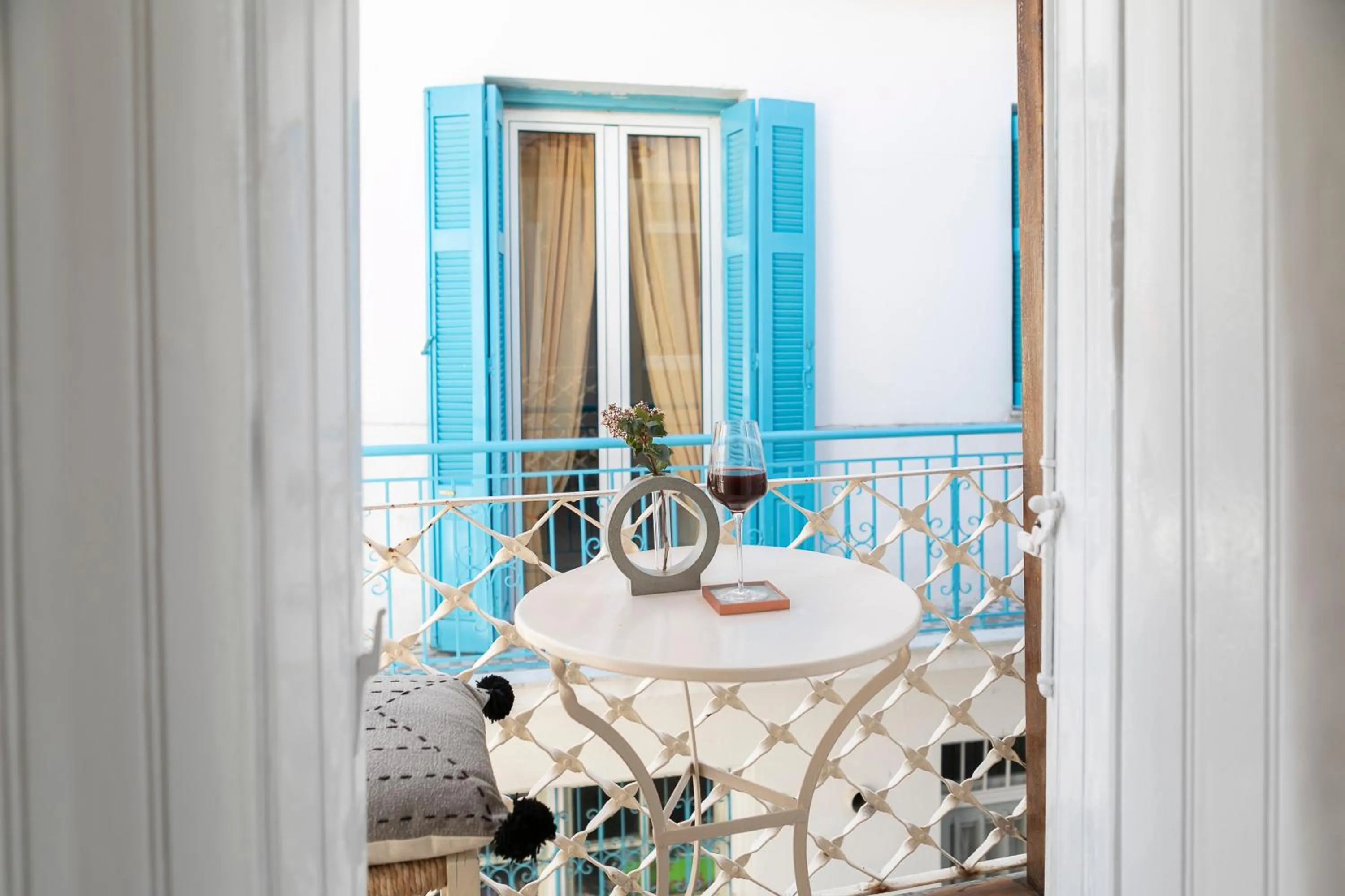 Casa Blue Old Port, Philian Collection
