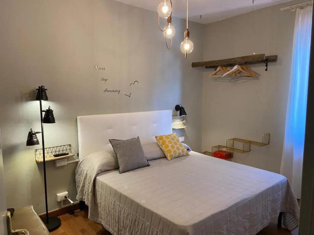 Economy Double or Twin Room in Hotel Il colle di Monterosso Economy Double or Twin Room in Hotel Il colle di Monterosso