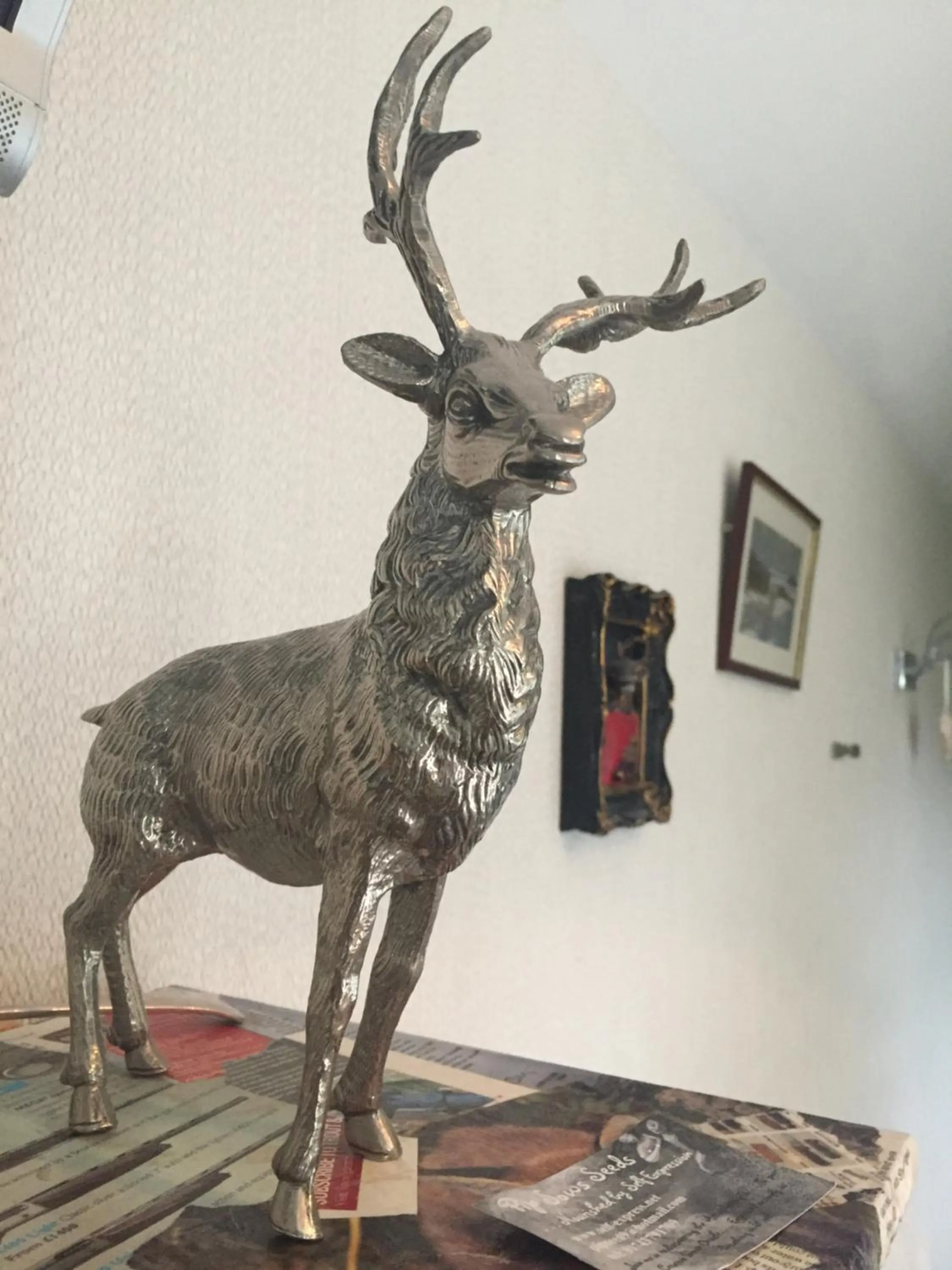 Decorative detail in Abel's Harp