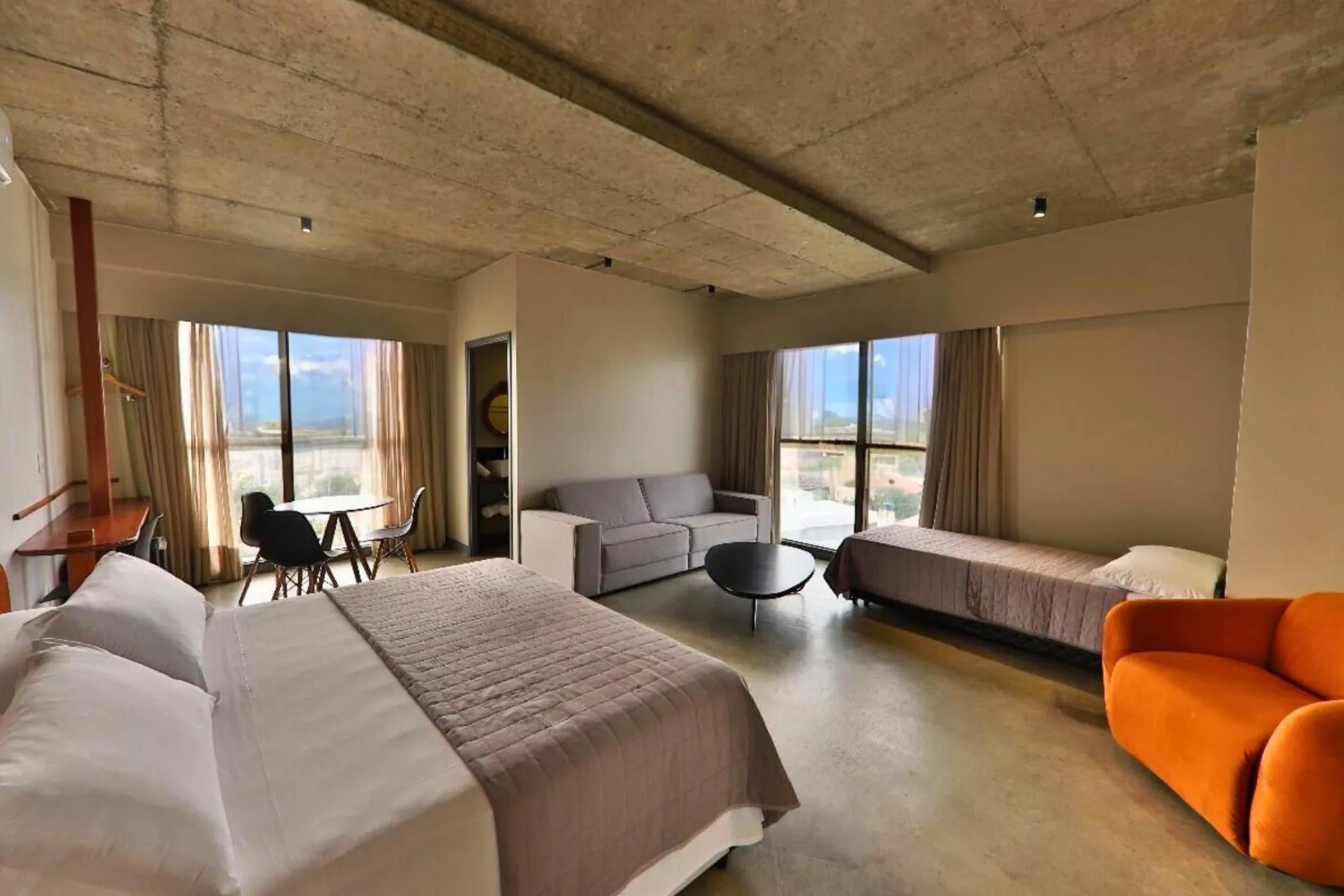 King Suite with Ocean View in 9006 Suites Natal Hotel
