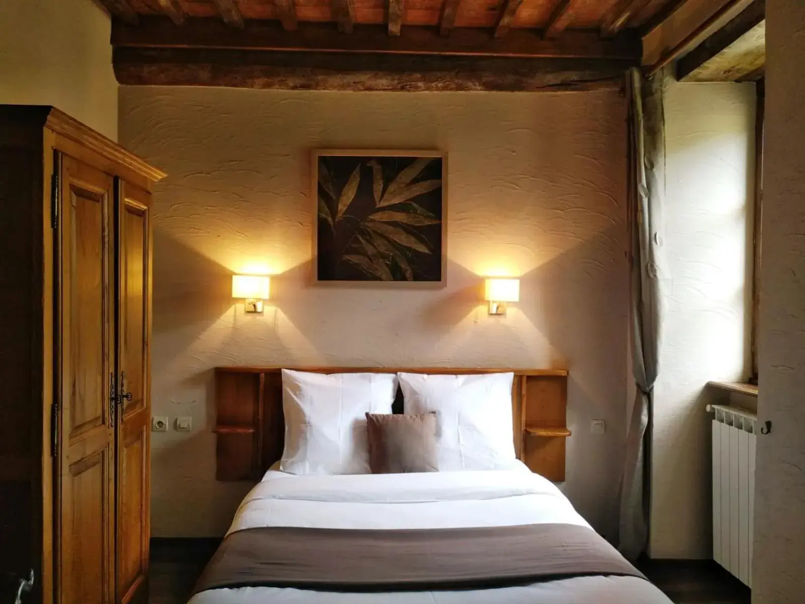 Double Room in Auberge Cevenole Double Room in Auberge Cevenole