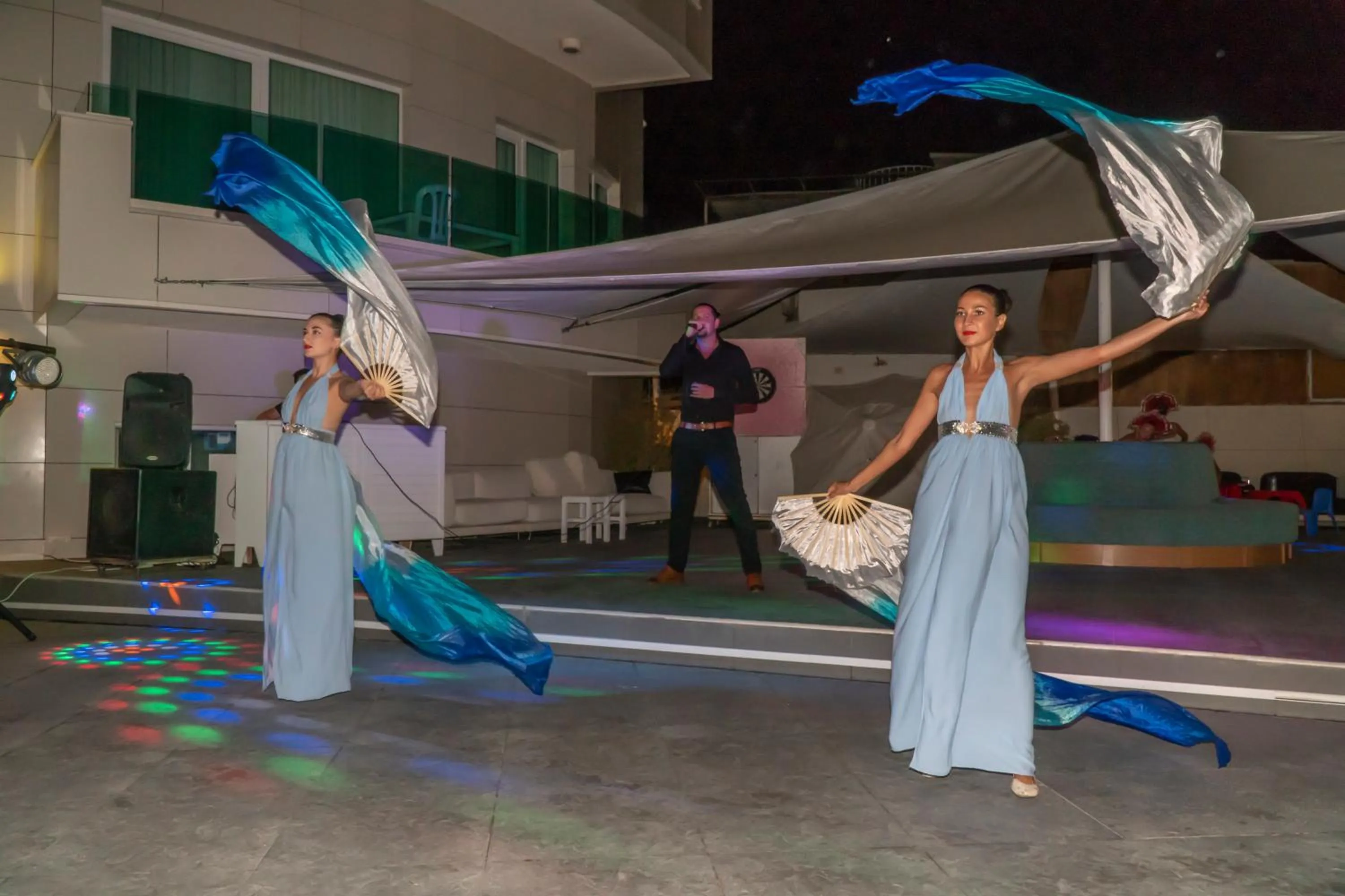 Evening entertainment in Dragut Point South Hotel-All Inclusive