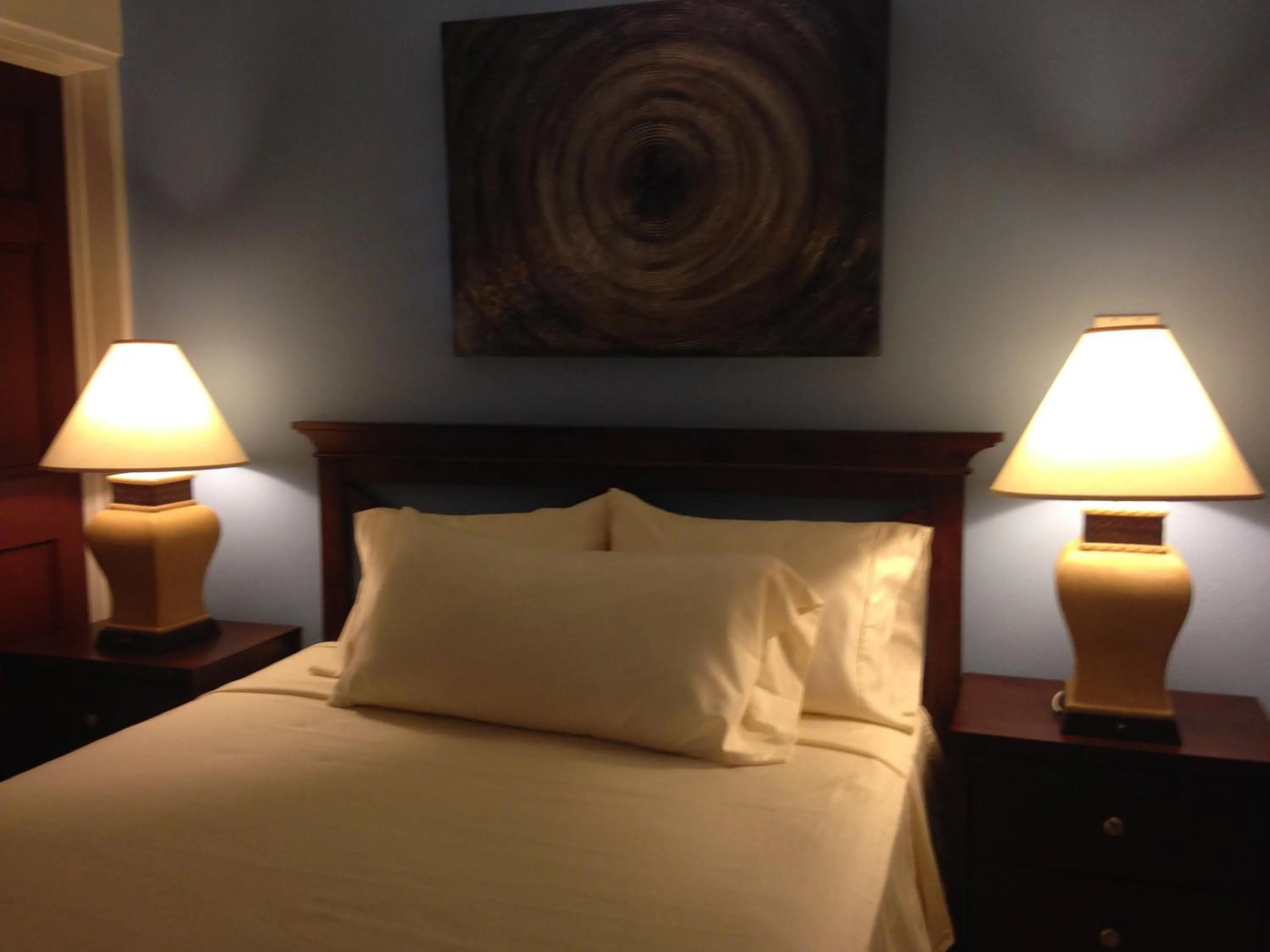 Night, Bed in Villa Touloulou