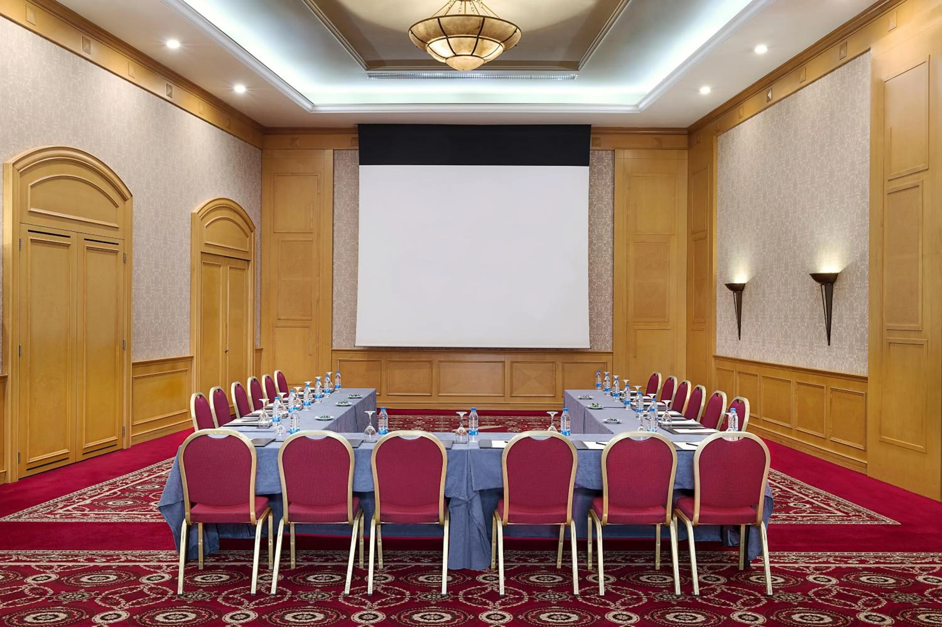 Meeting/conference room in Habtoor Metropolitan Palace Hotel