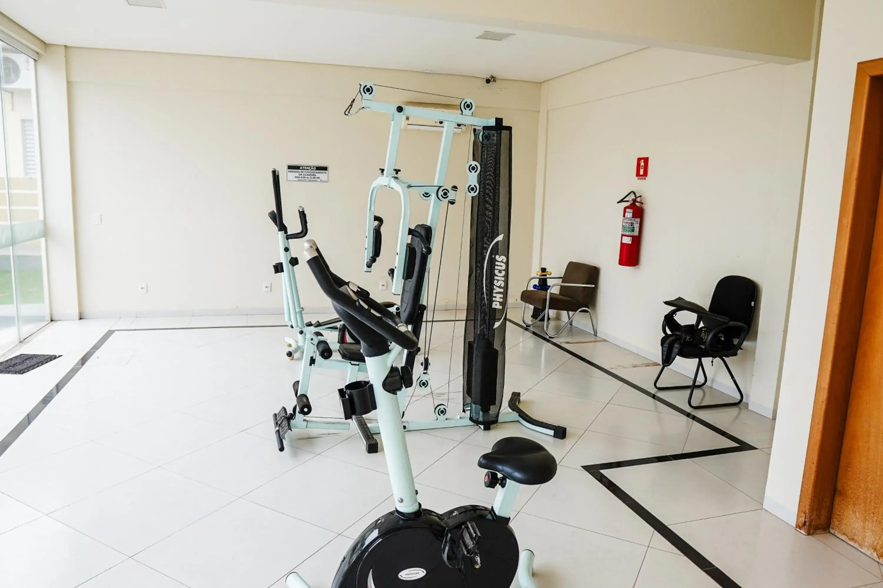 Twin Room - single occupancy in Village Hotel Twin Room - single occupancy in Village Hotel