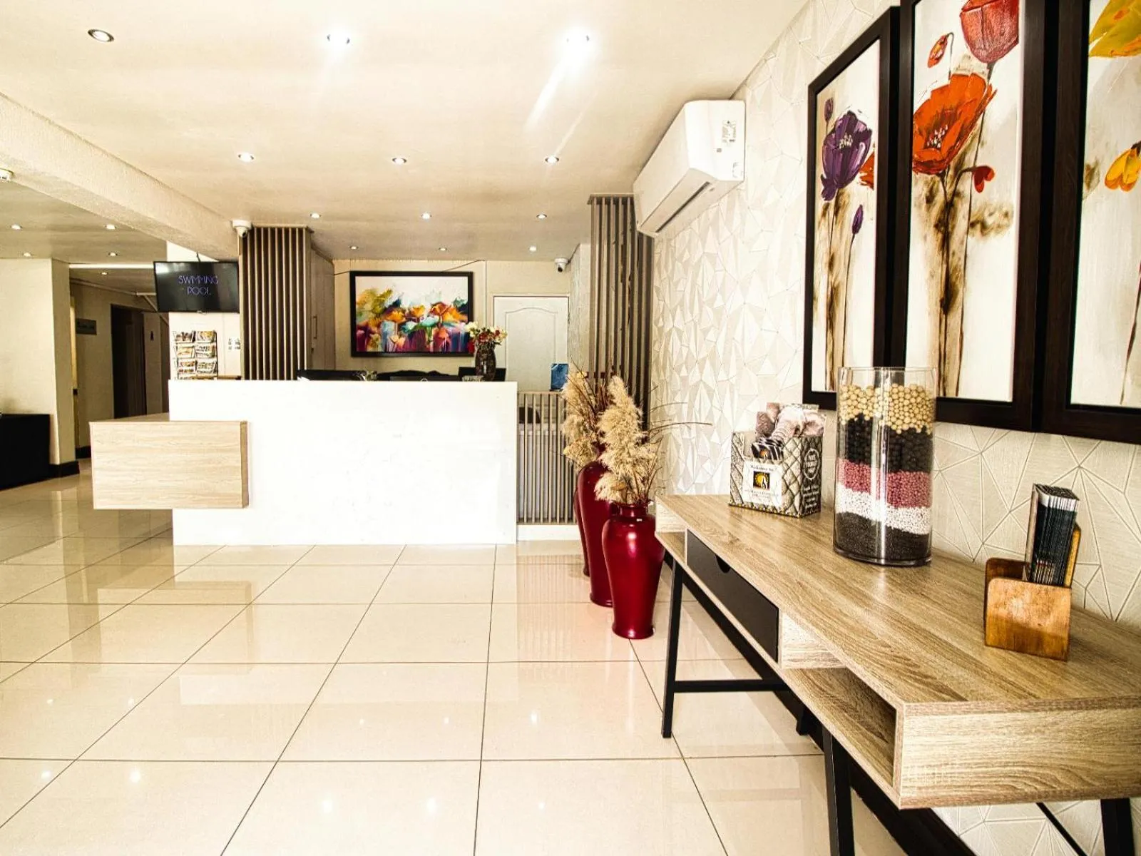 Facade/entrance in Hotel 247 @ White River