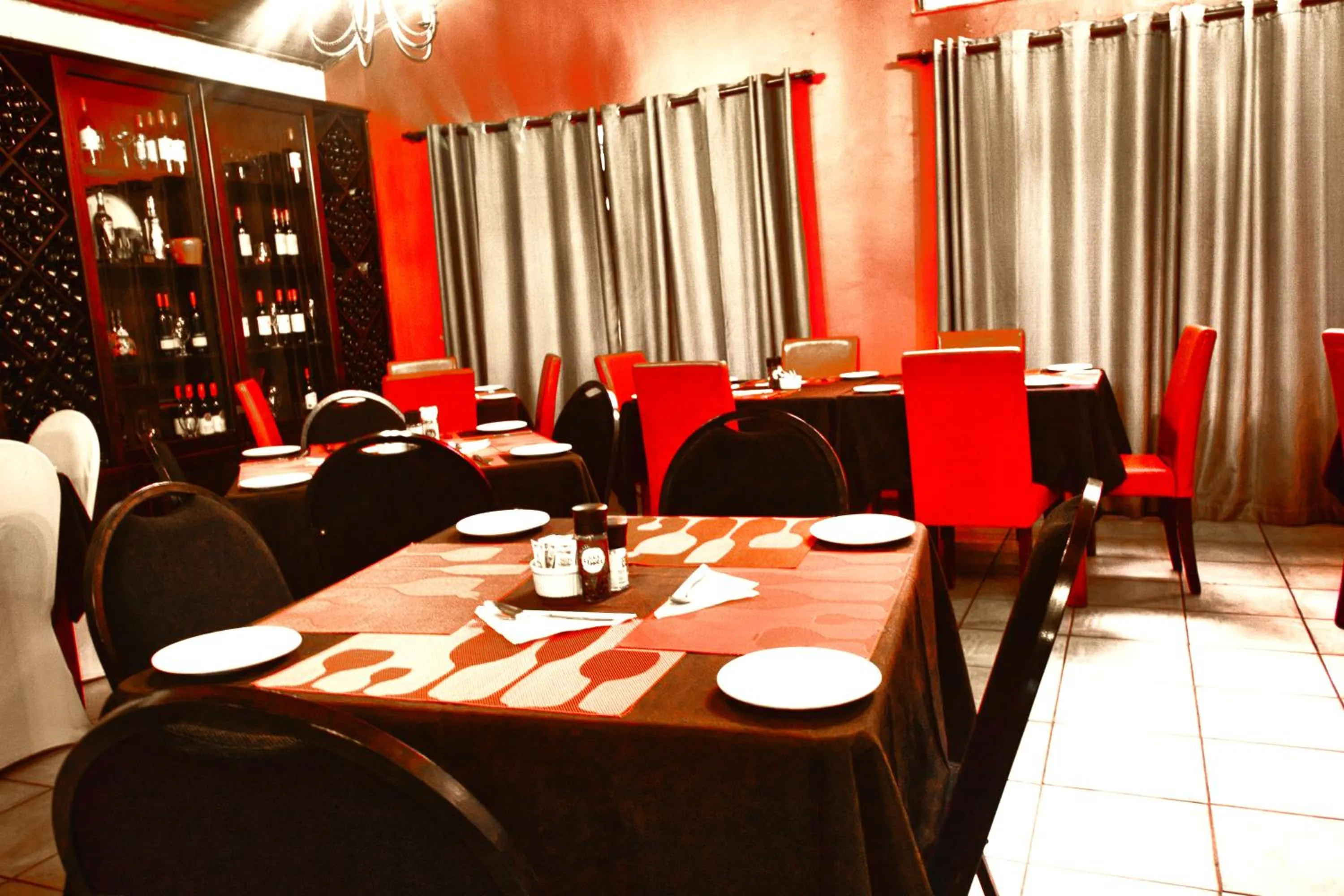 Dining area in Hotel 247 @ White River