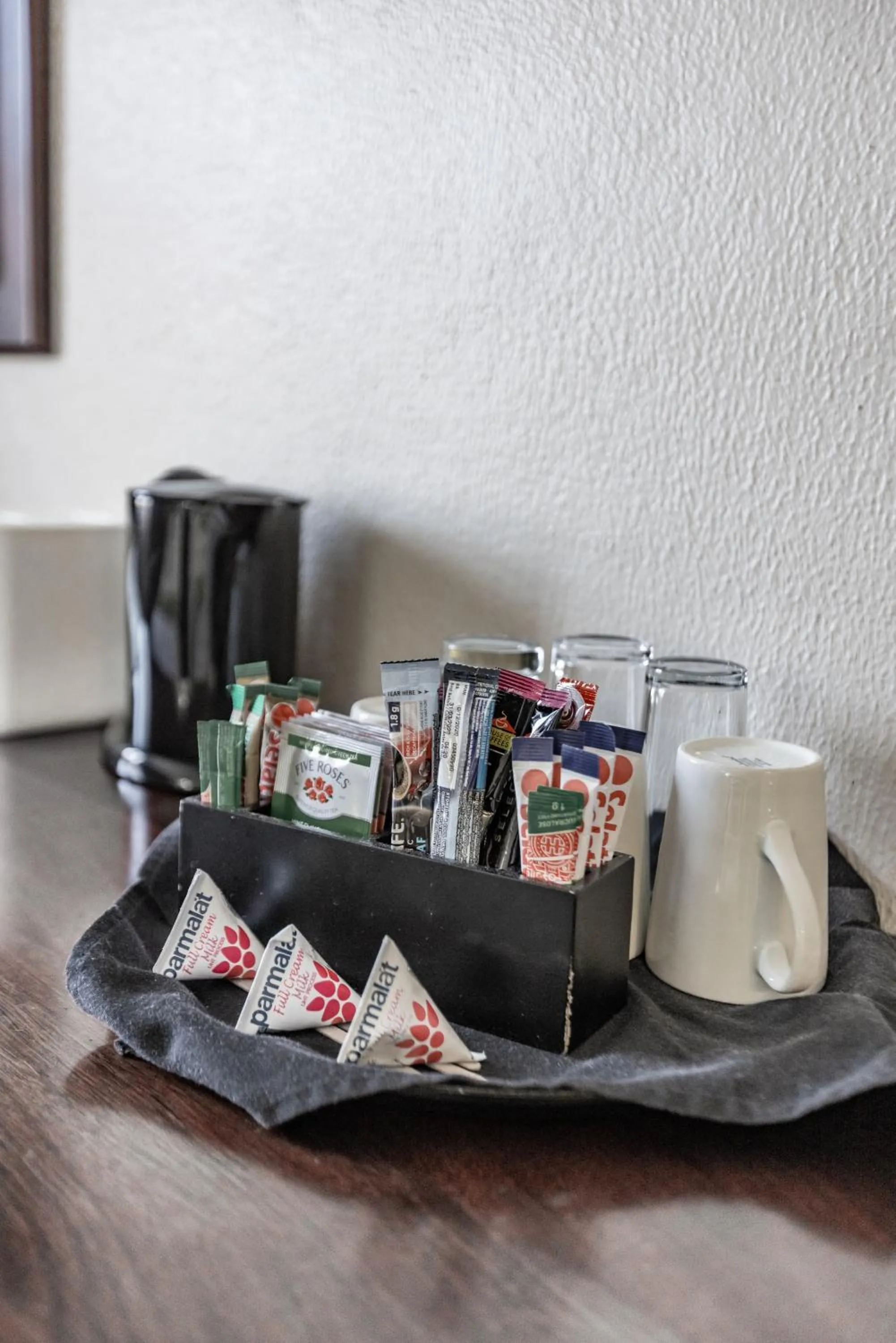 Coffee/tea facilities in Hotel 247 @ White River