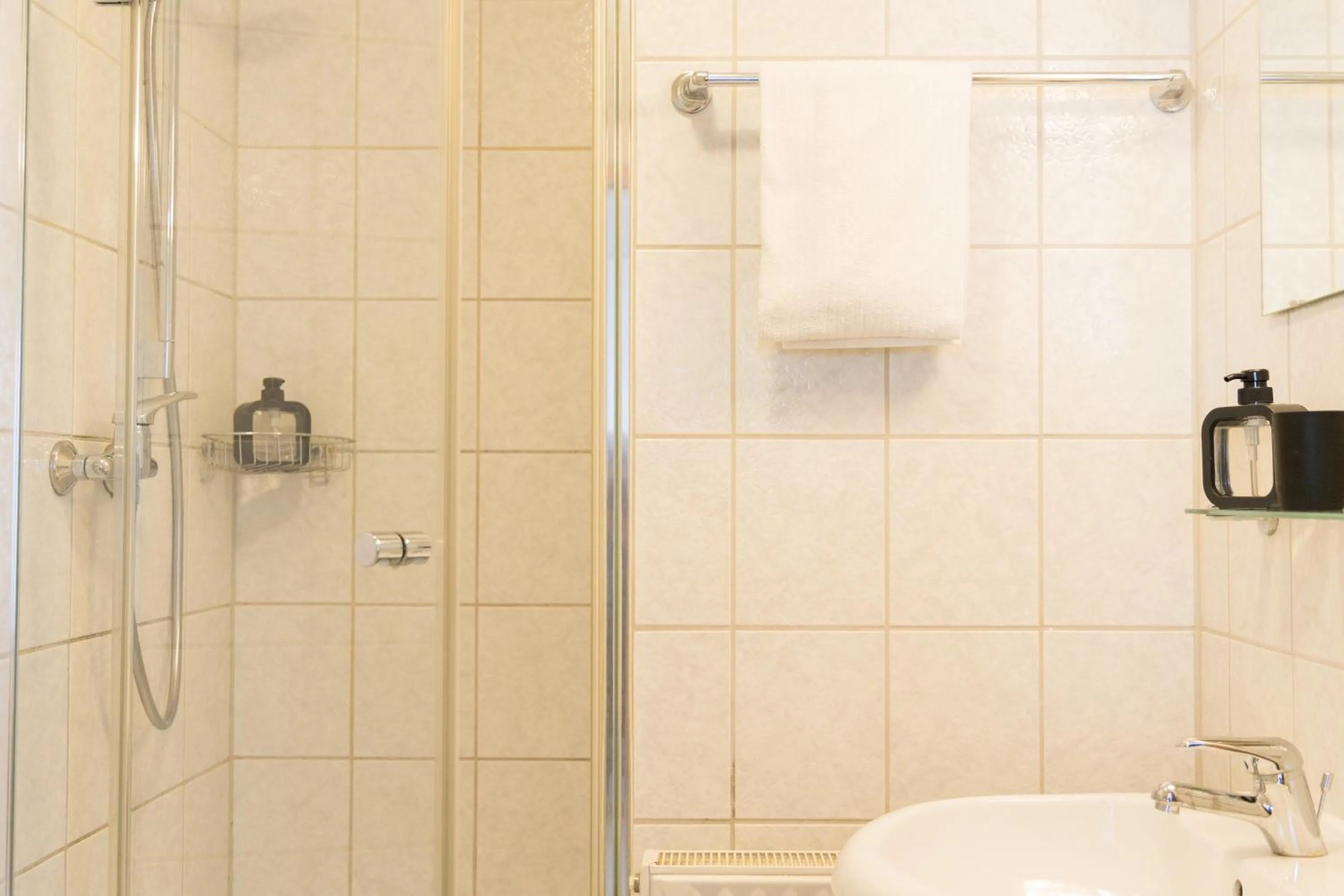 Shower in Hotel Garni Promenade