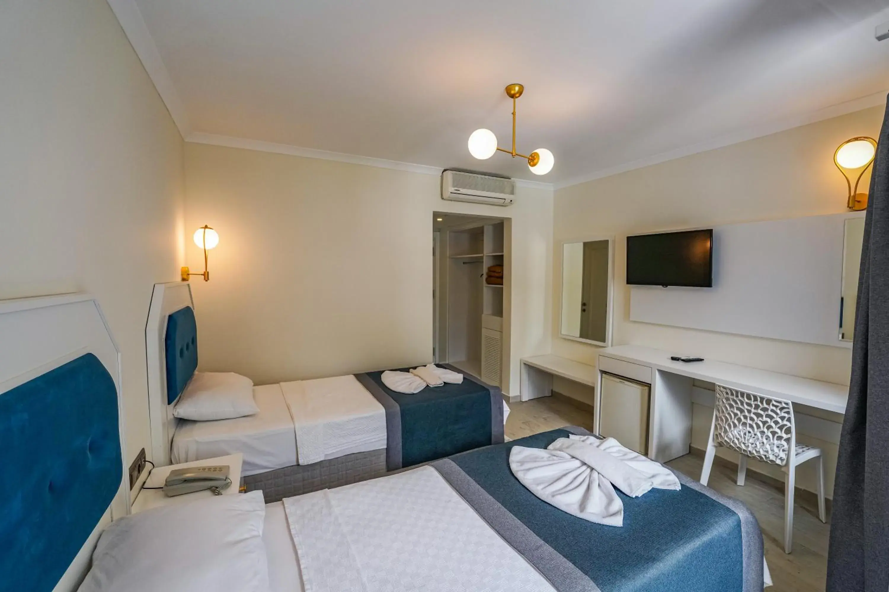 Bed in Blue Pearl Hotel Bed in Blue Pearl Hotel