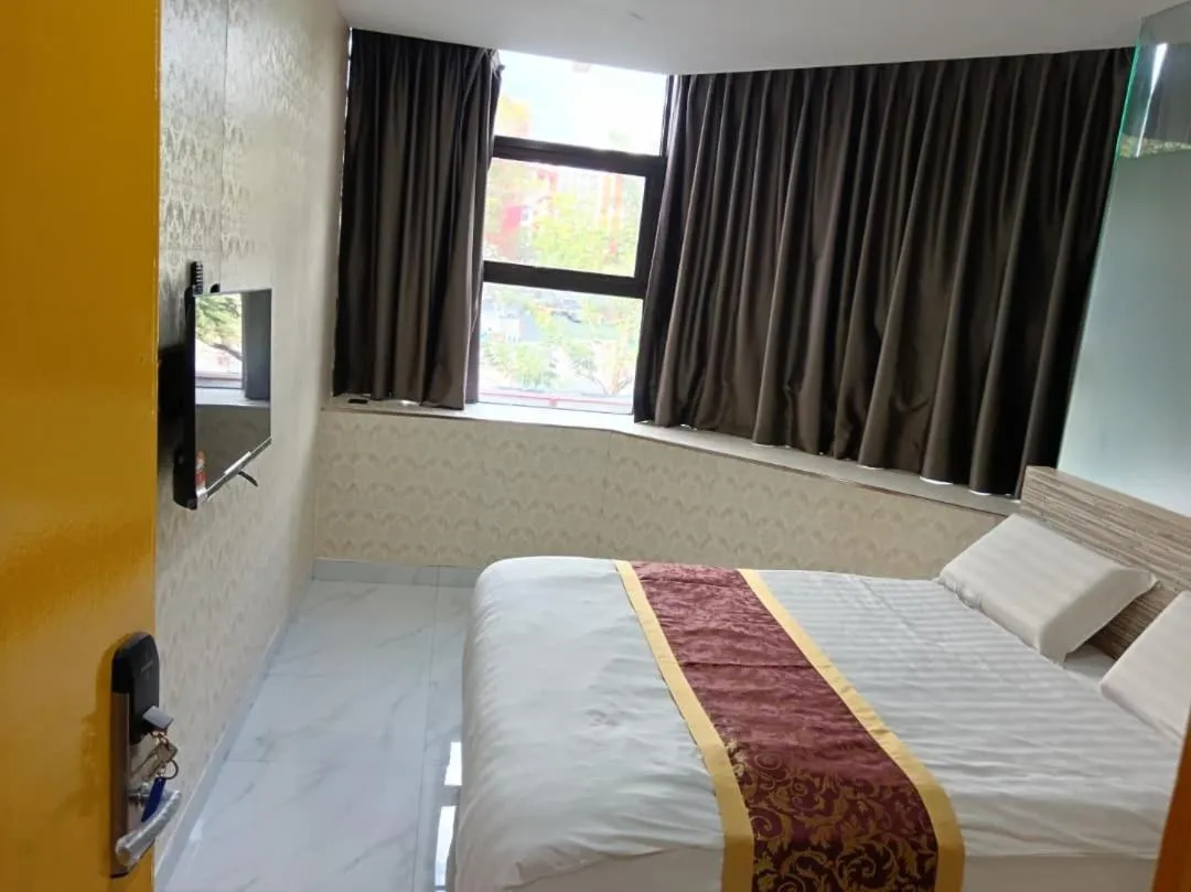 Bedroom, Bed in Hotel LBS