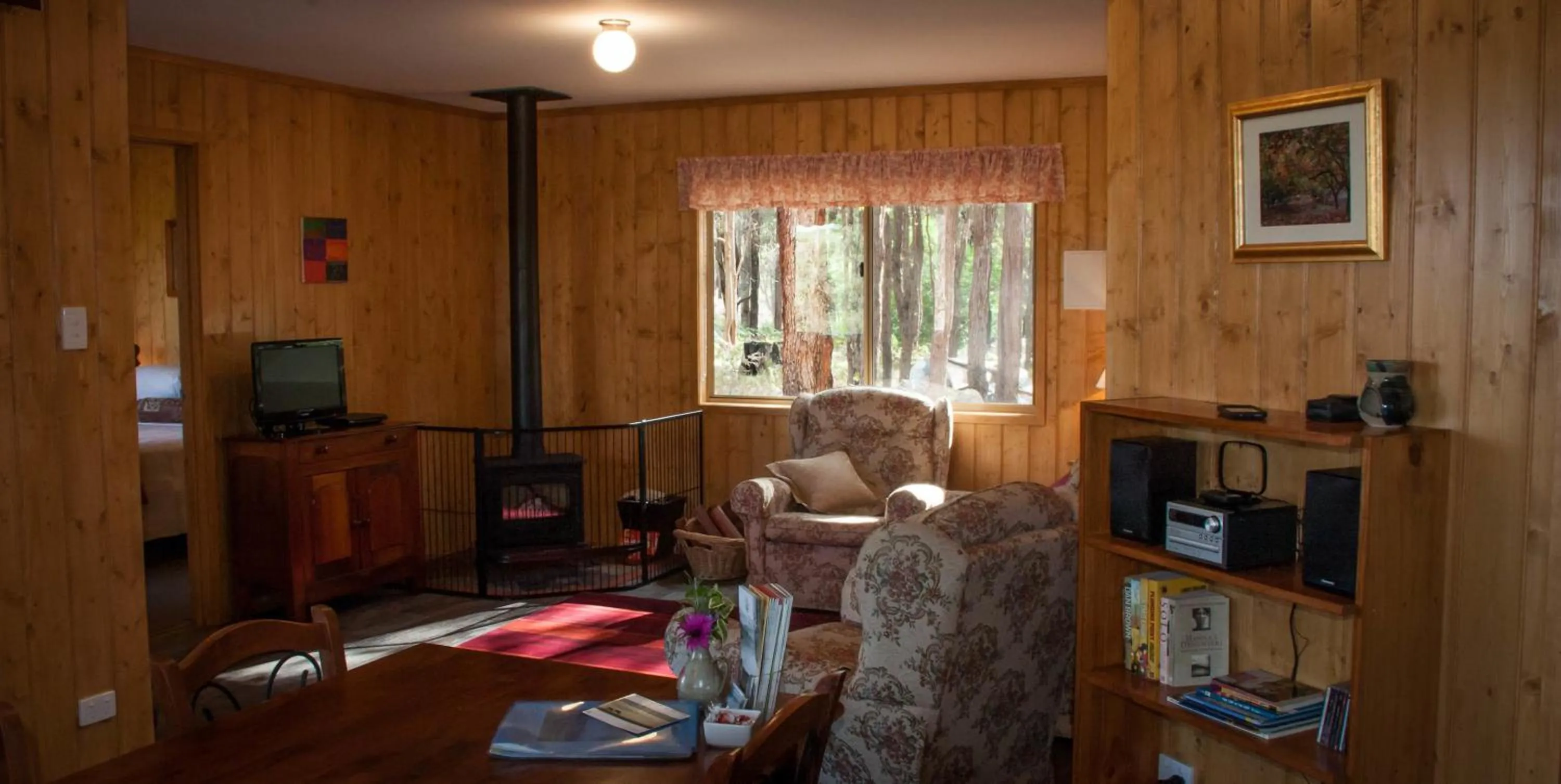 Living room in Balingup Heights Hilltop Forest Cottages