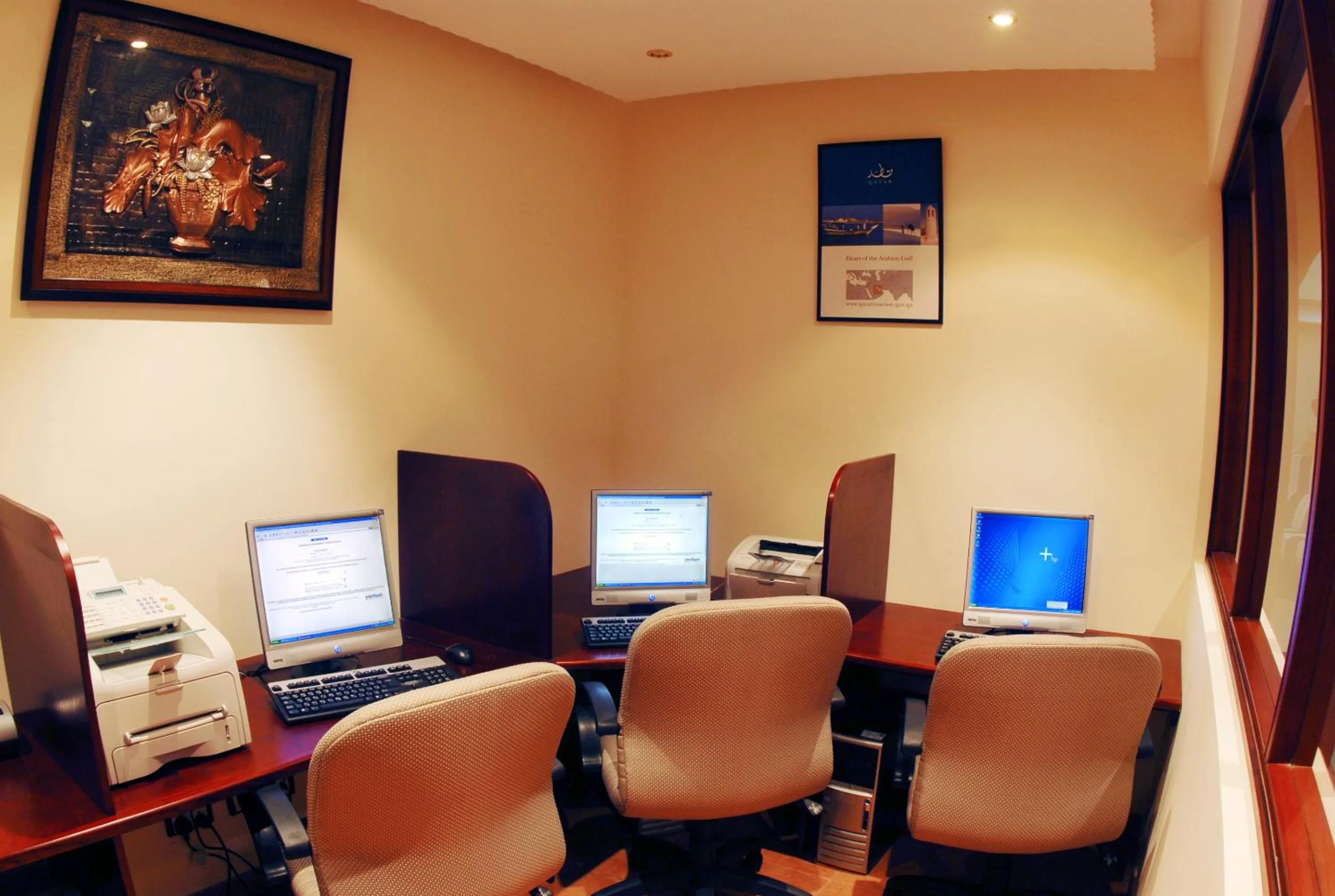 Business facilities in Al Liwan Suites