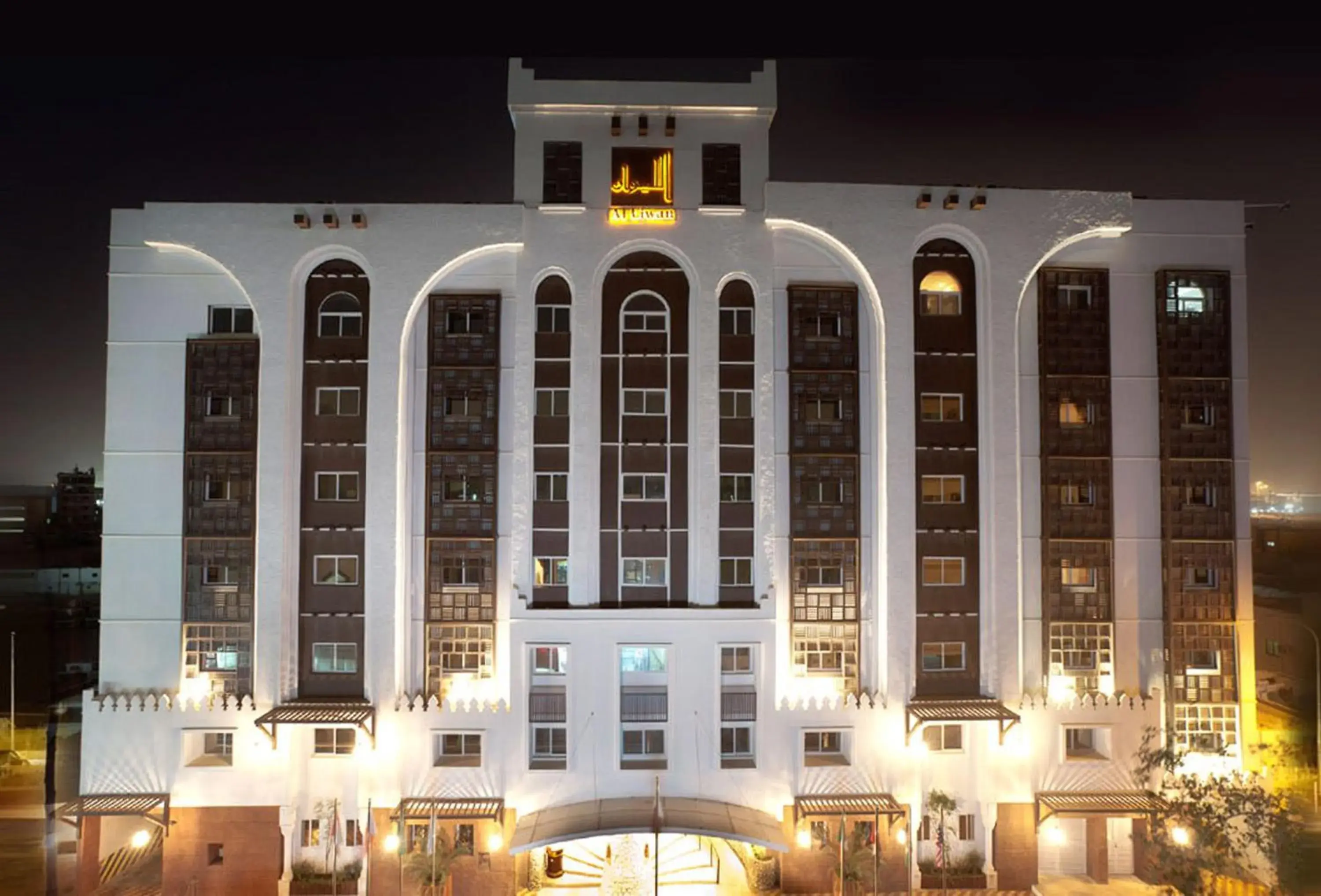 Property building in Al Liwan Suites Property building in Al Liwan Suites