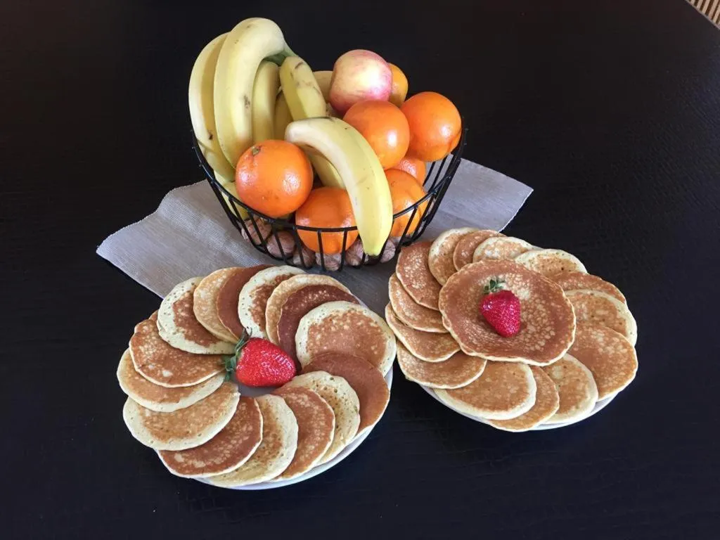 Breakfast in Le Saint-Hilaire