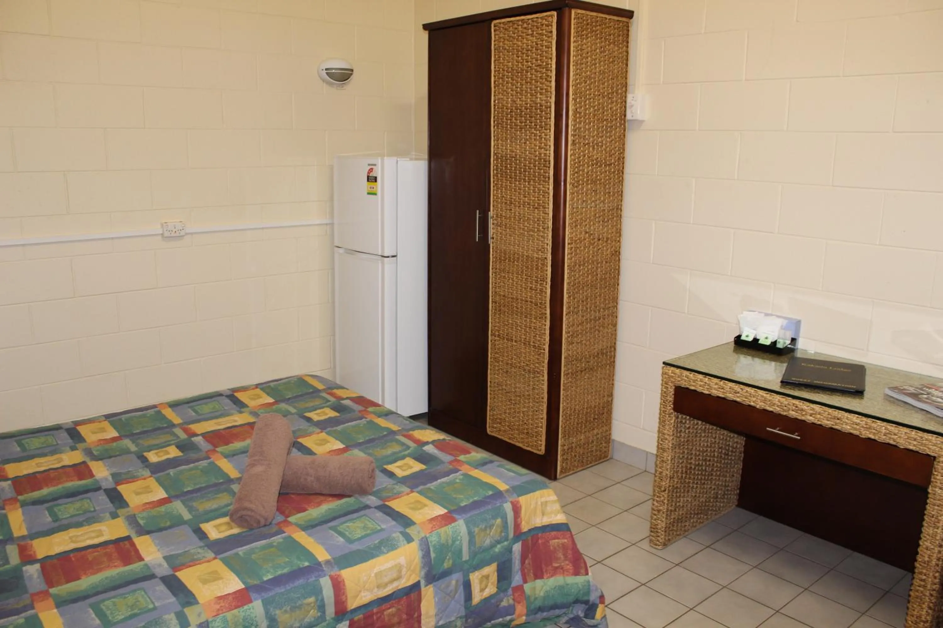 Photo of the whole room, Bed in Aurora Kakadu Lodge