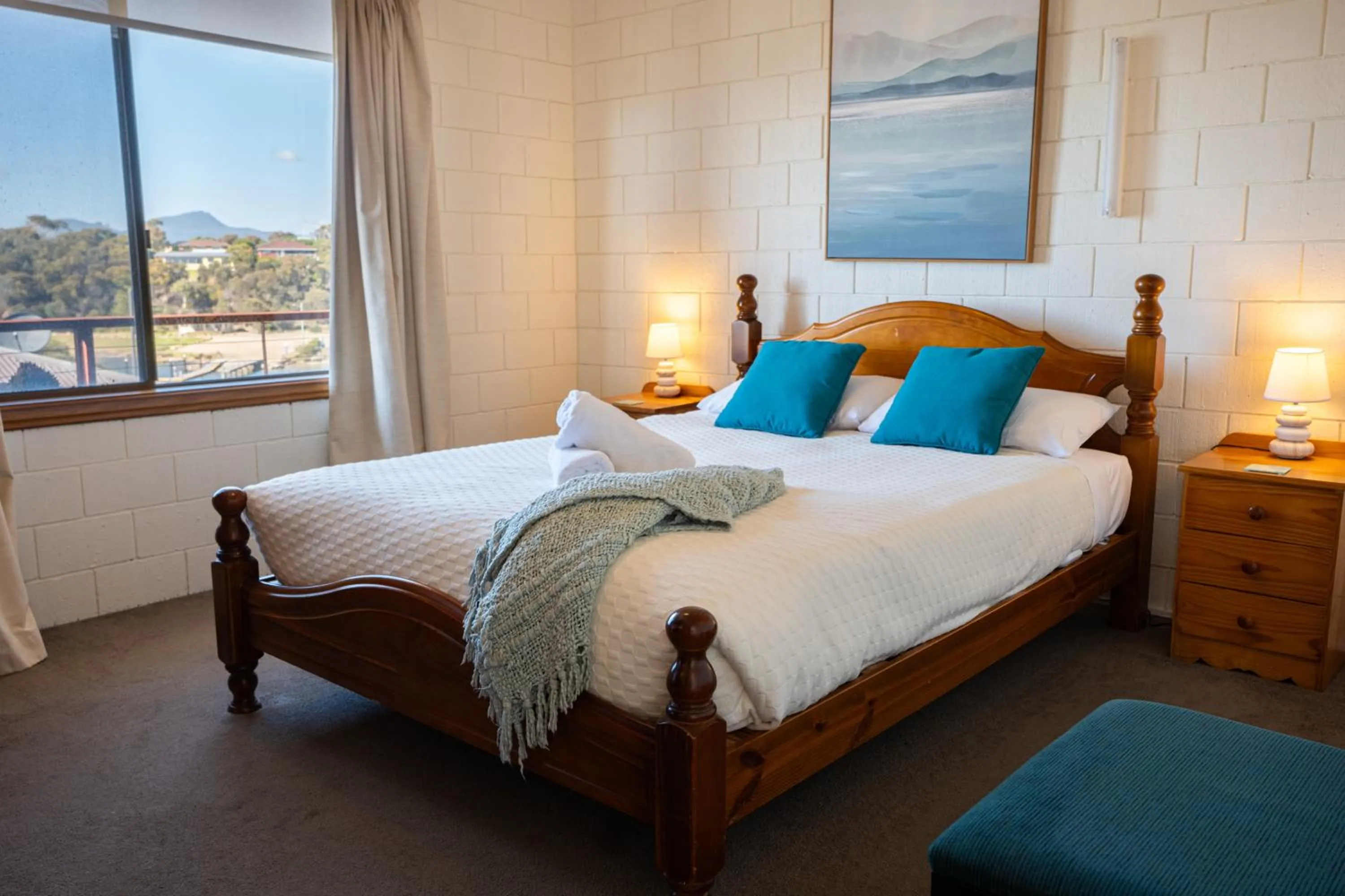 Bedroom, Bed in Blue Seas Holiday Villas