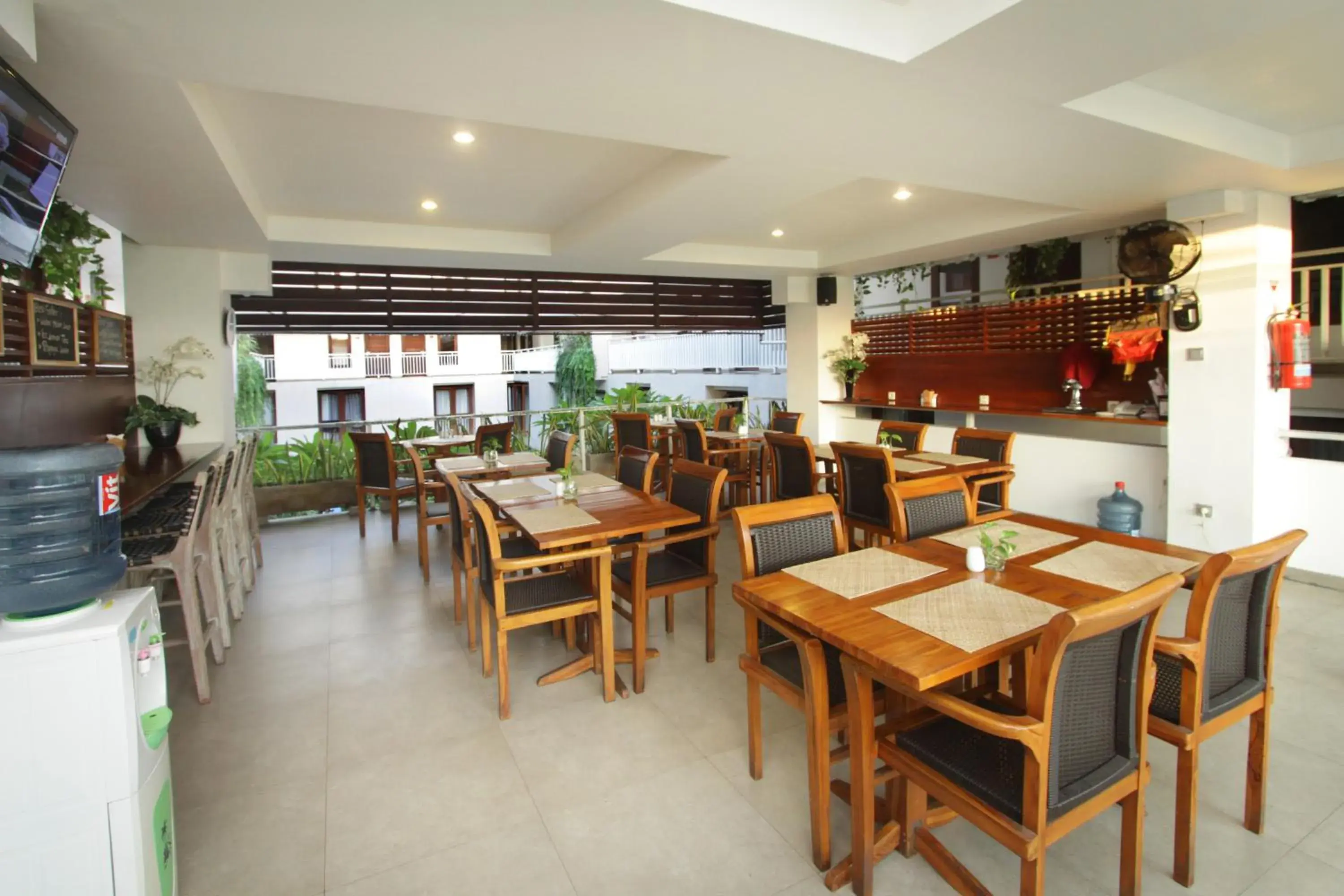 Restaurant/places to eat in The Legian Sunset Residence Restaurant/places to eat in The Legian Sunset Residence