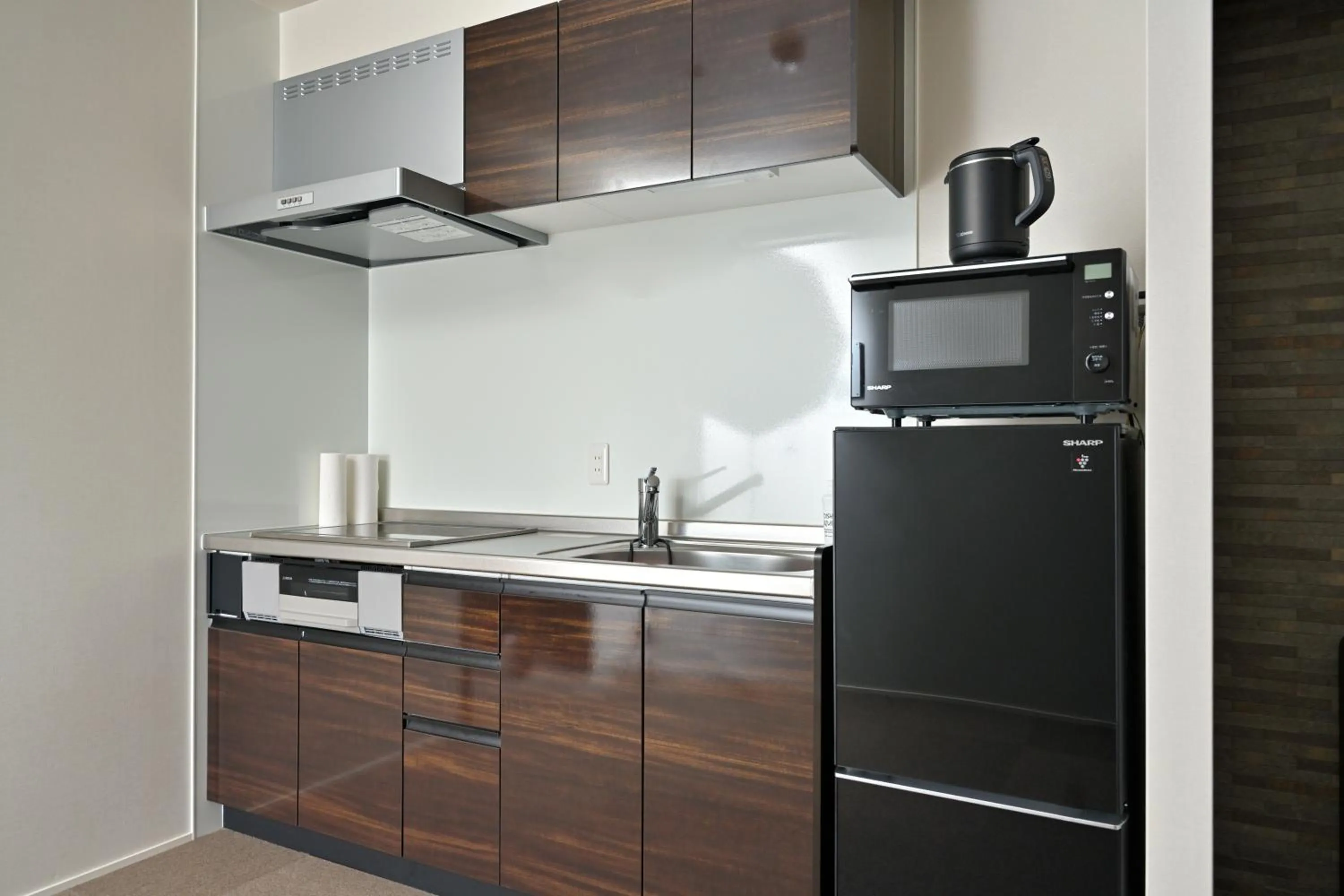 Kitchen or kitchenette in GRAND BASE Hiroshima Peace Memorial Park