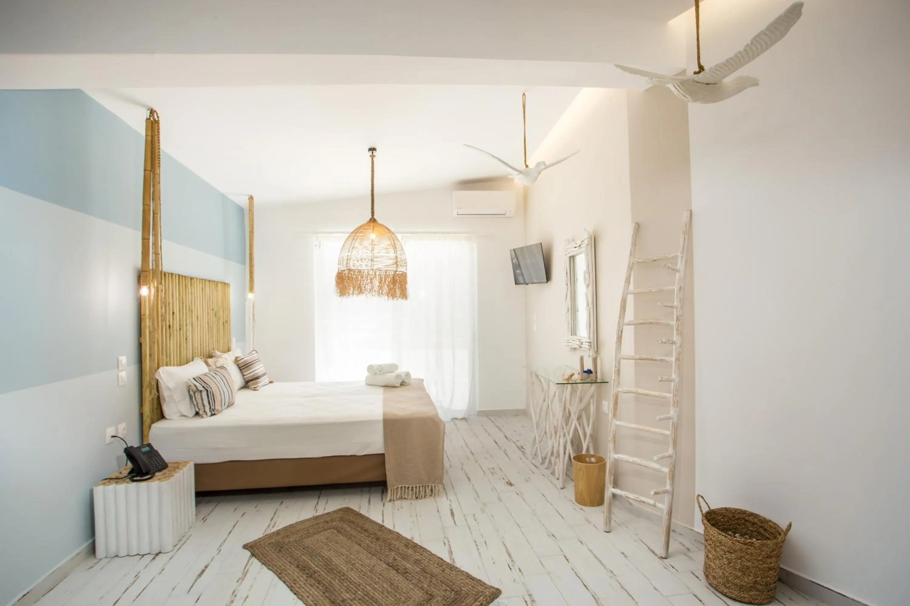 Bed in Marini Seaside