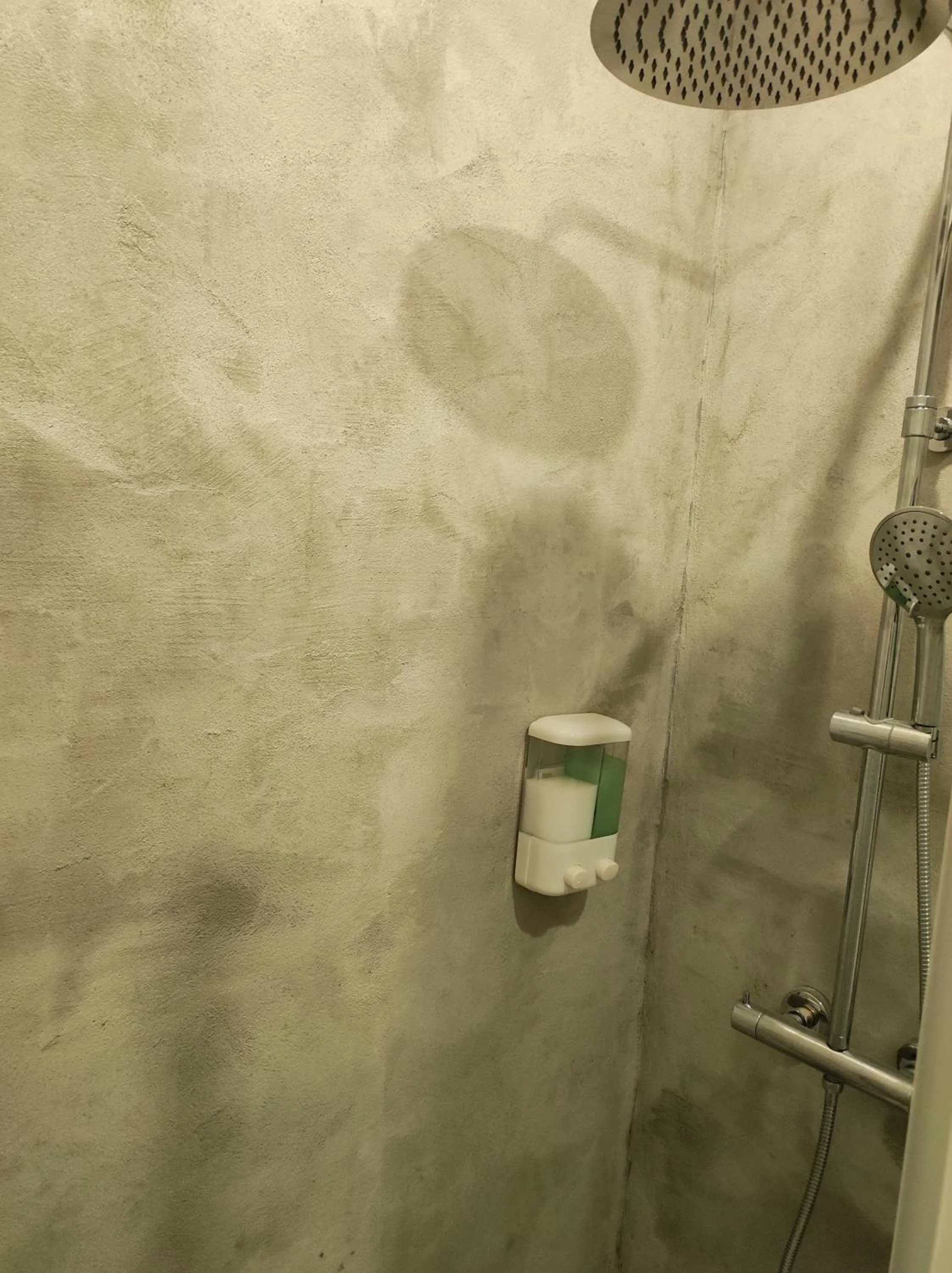 Shower in Duque de conventus