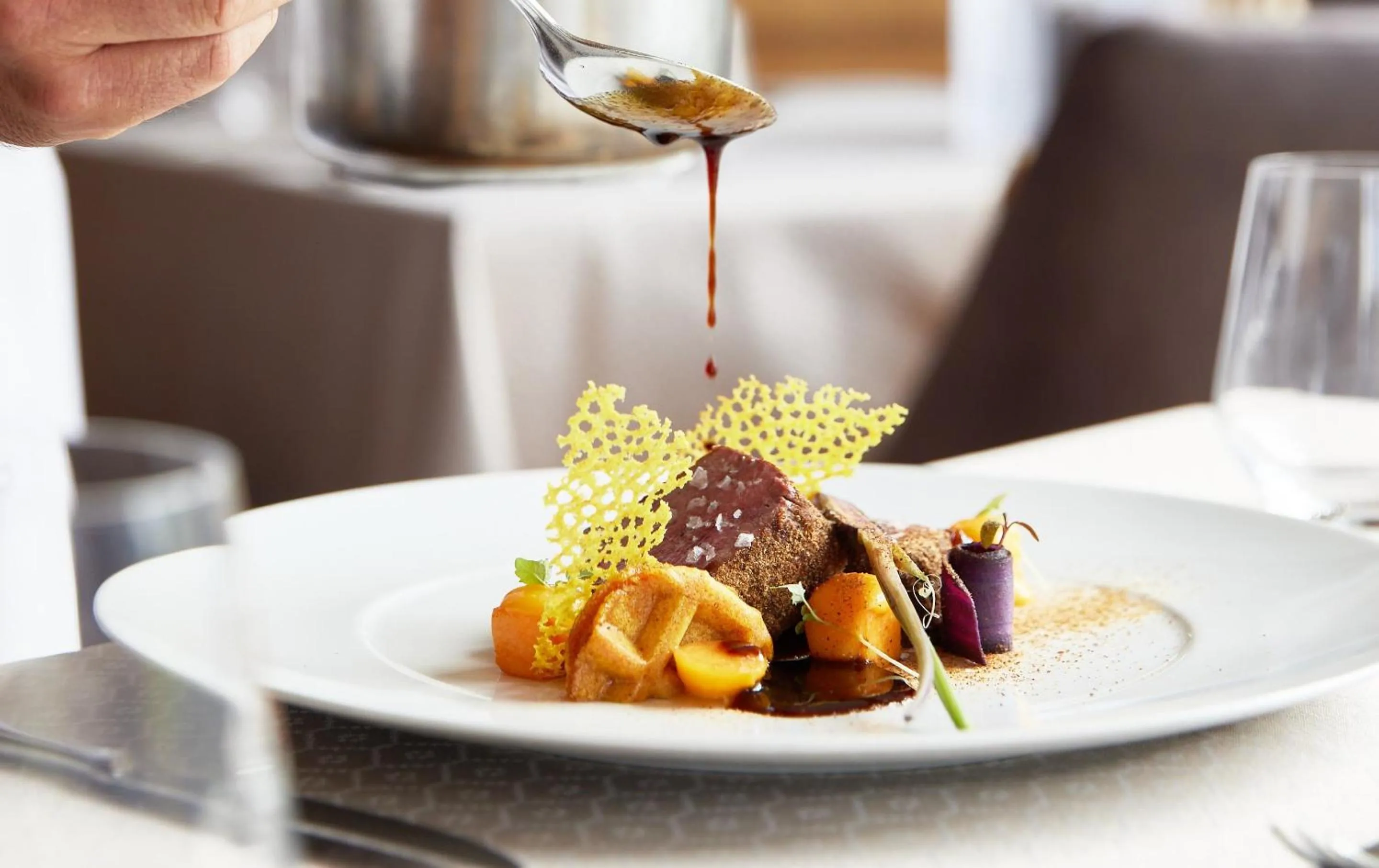 Restaurant/places to eat in Hanusel Hof Wellness & Genuss in Panoramalage