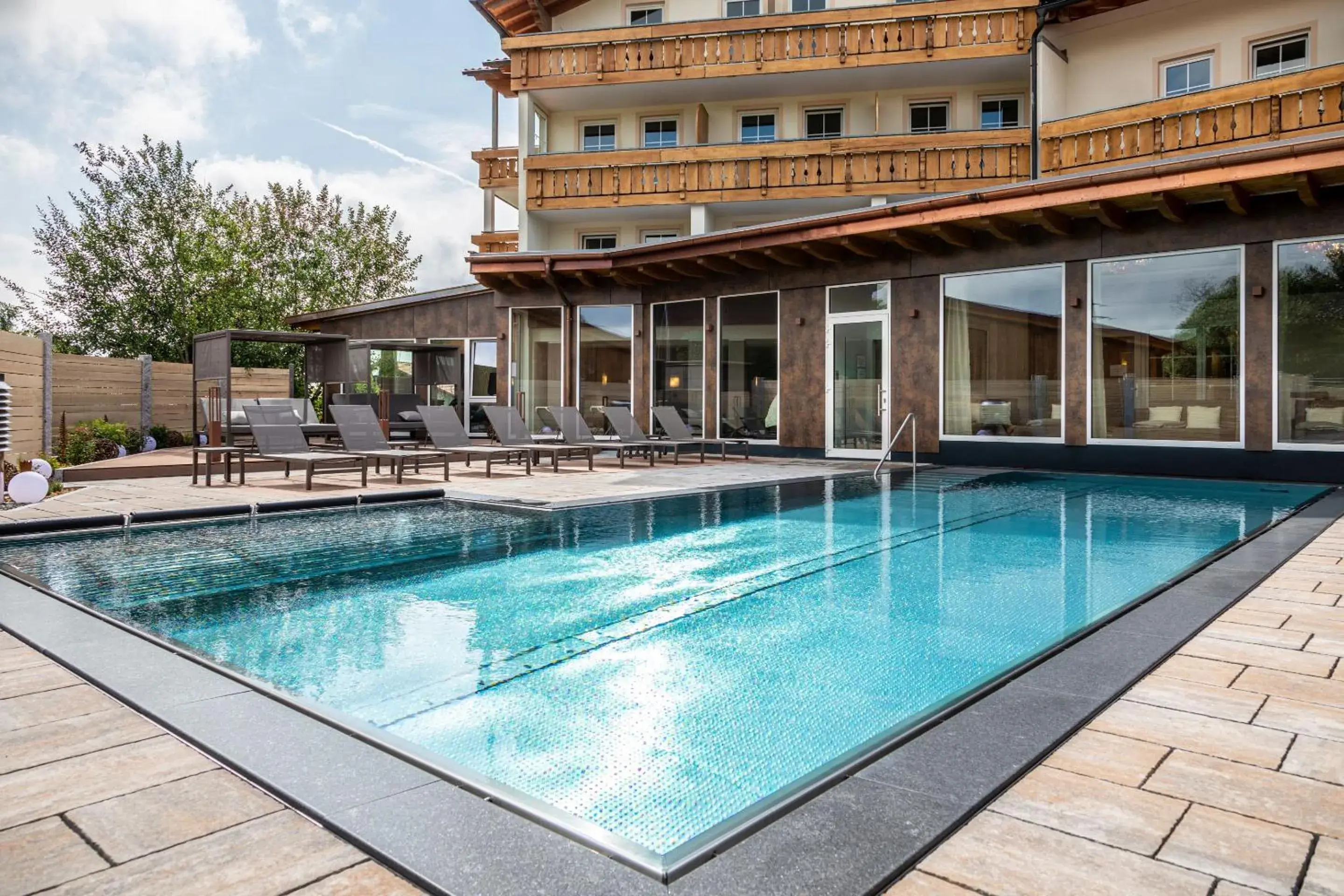 Property building, Swimming Pool in Hanusel Hof