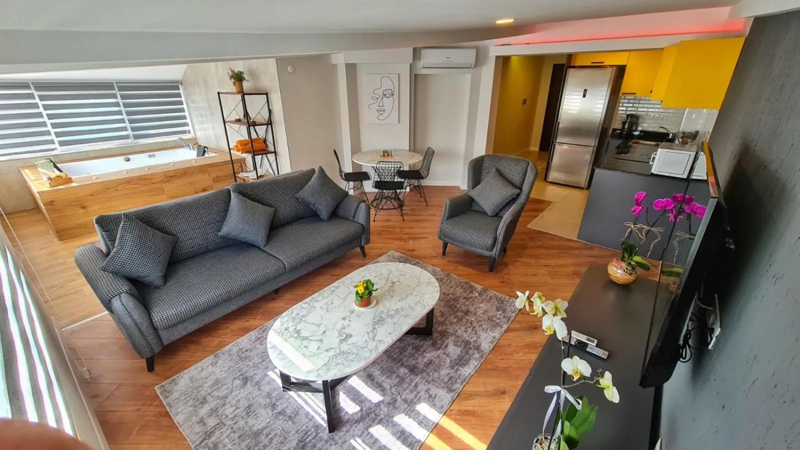 Day in Letstay Sweet Home Yellow