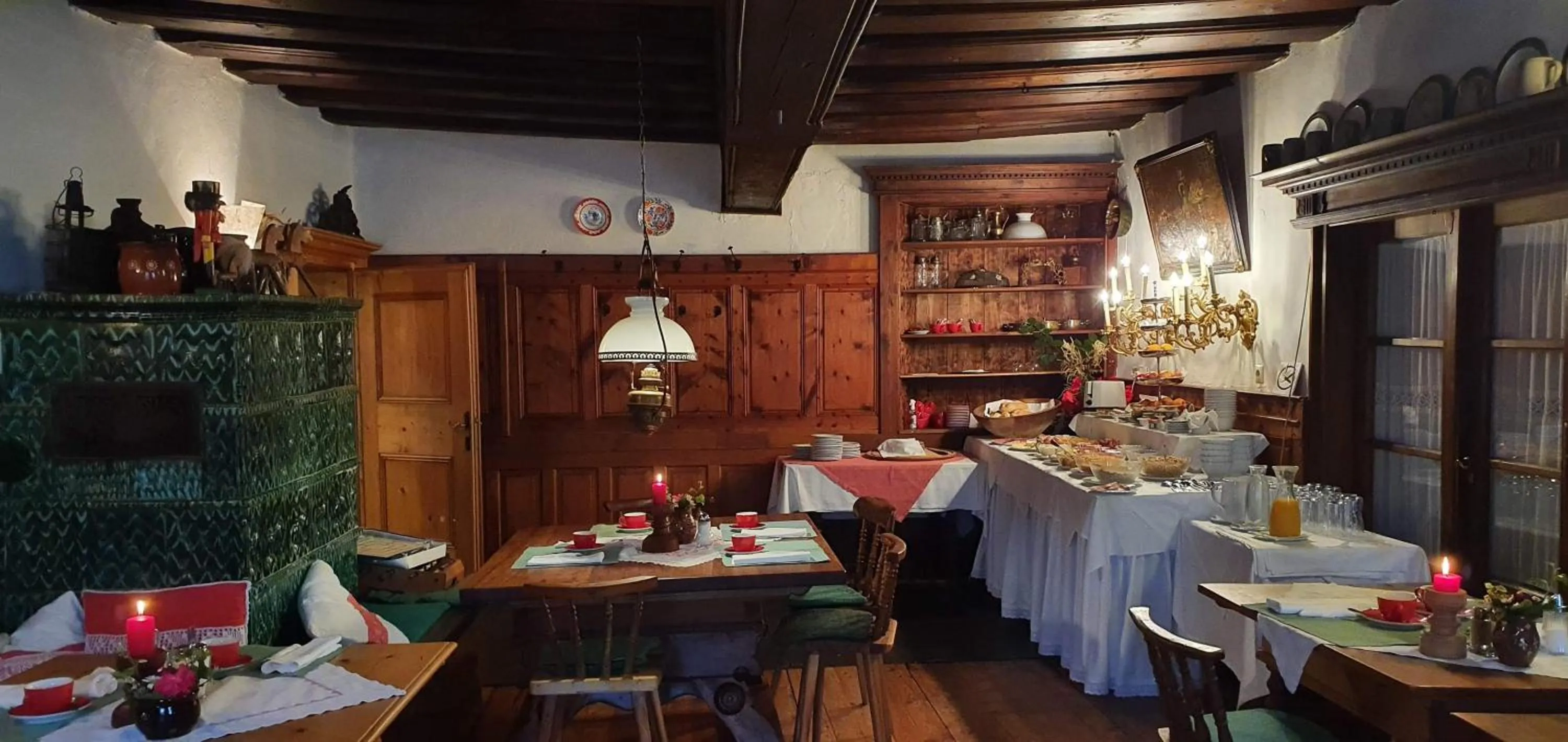 Breakfast in Bräugasthof Hallstatt