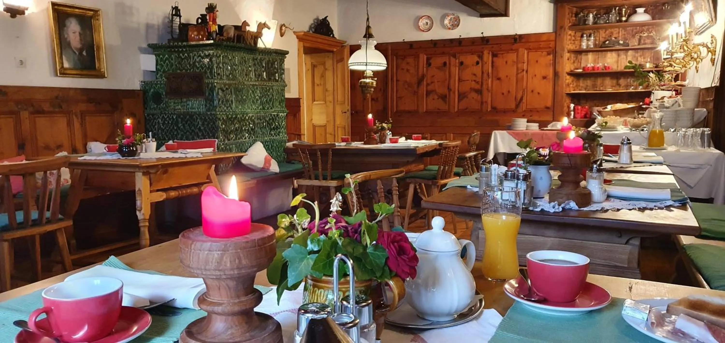 Breakfast in Bräugasthof Hallstatt