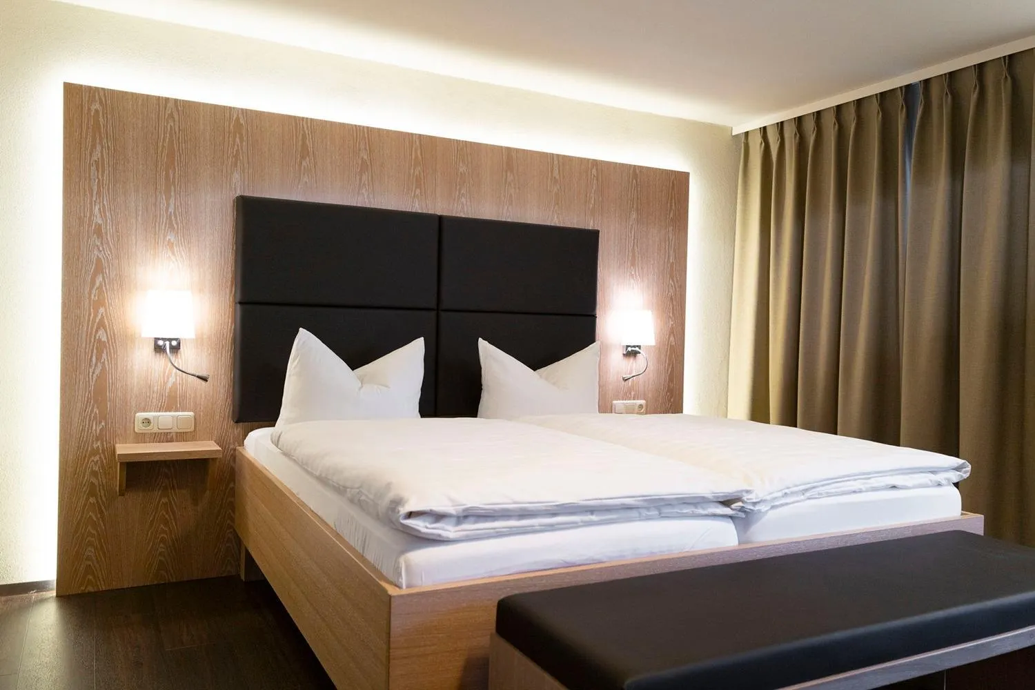 Bed in Hotel & Apartments Böhm