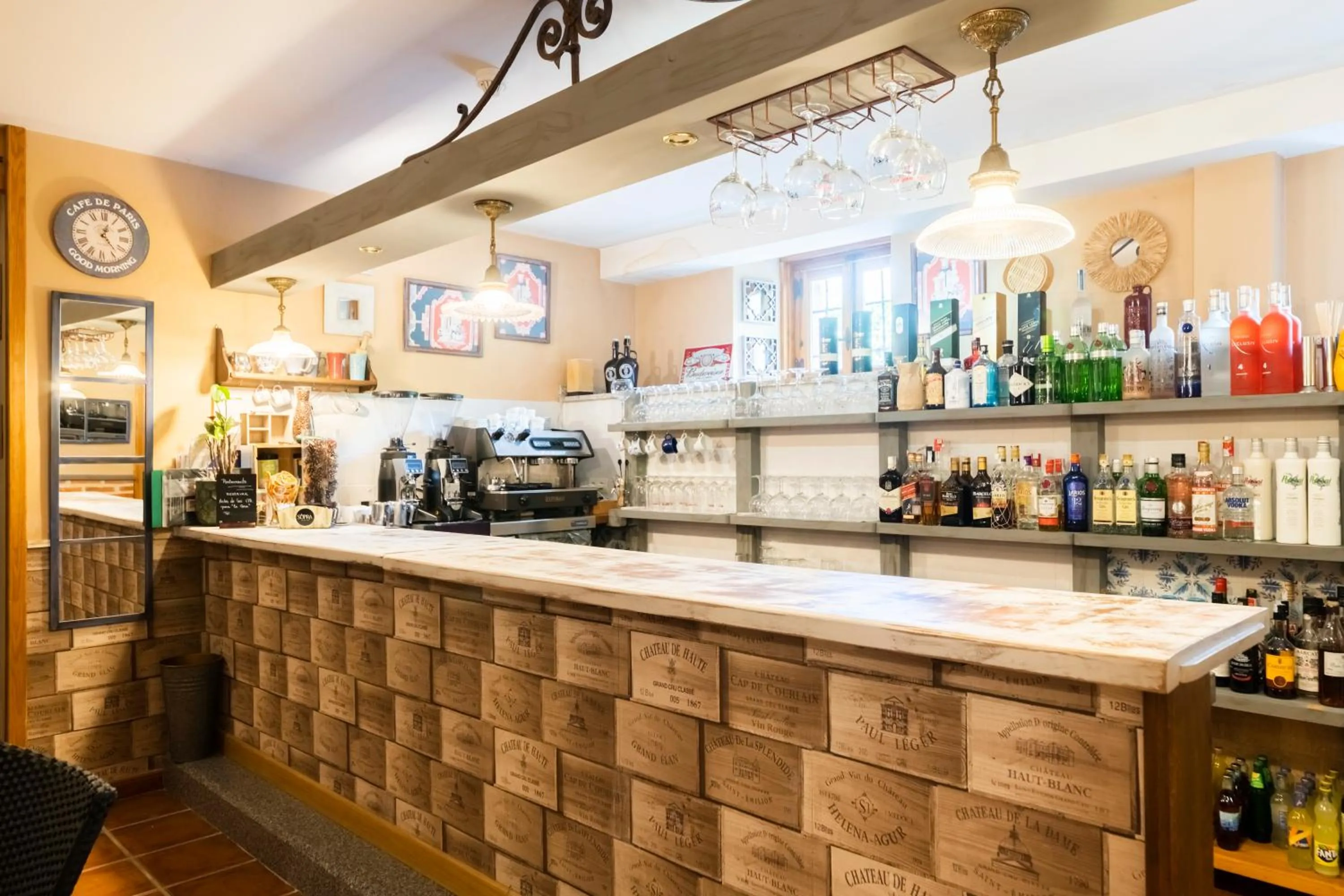 Lounge or bar in El Torreon de Navacerrada