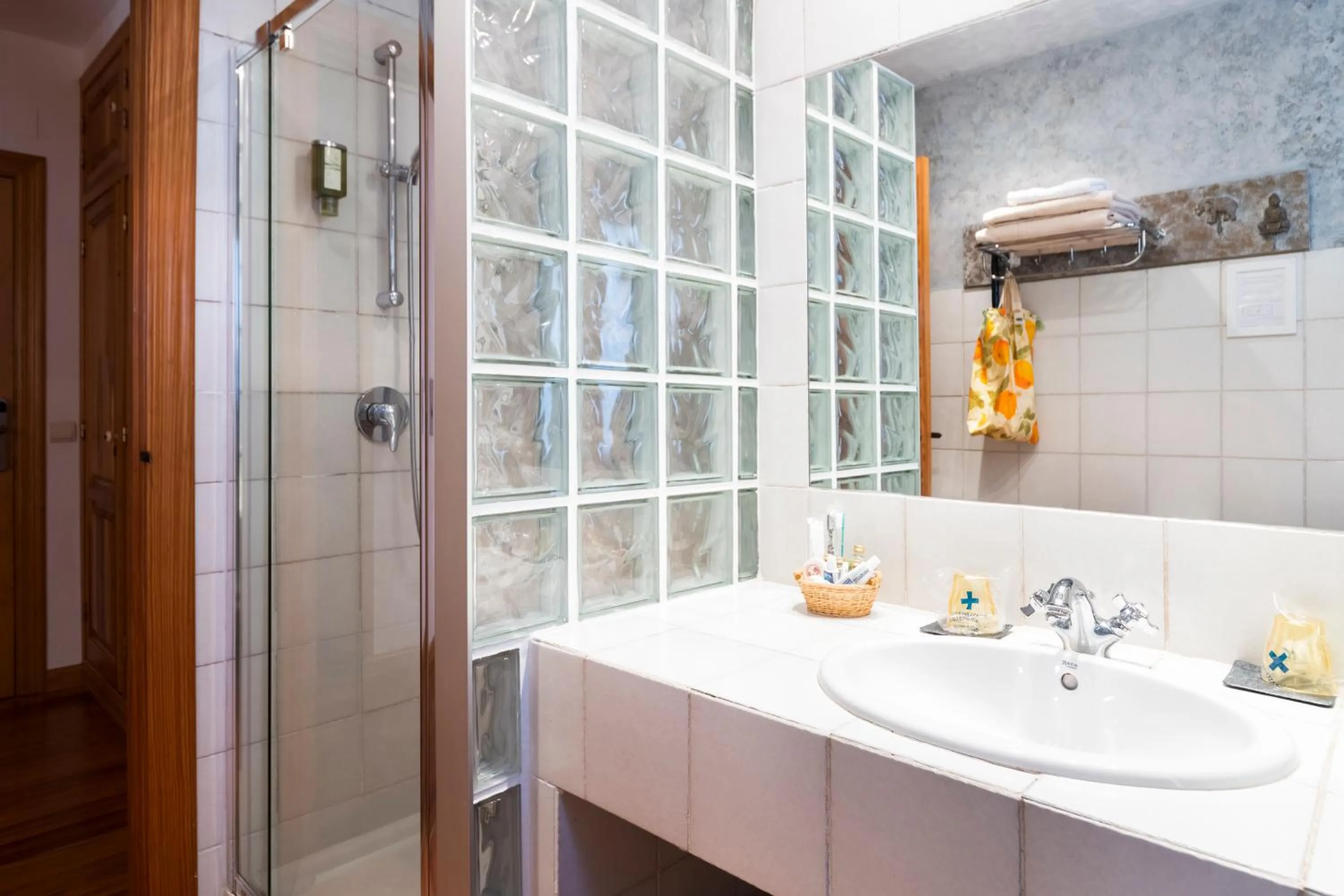 Bathroom in El Torreon de Navacerrada