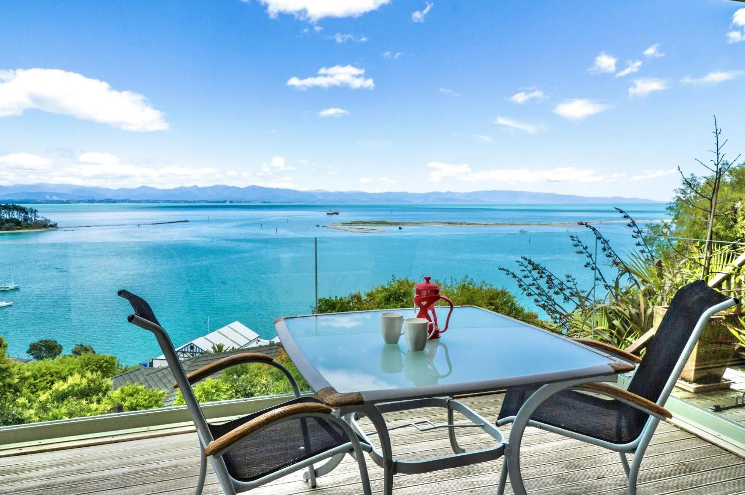 Sea view in Harbour View - Three
