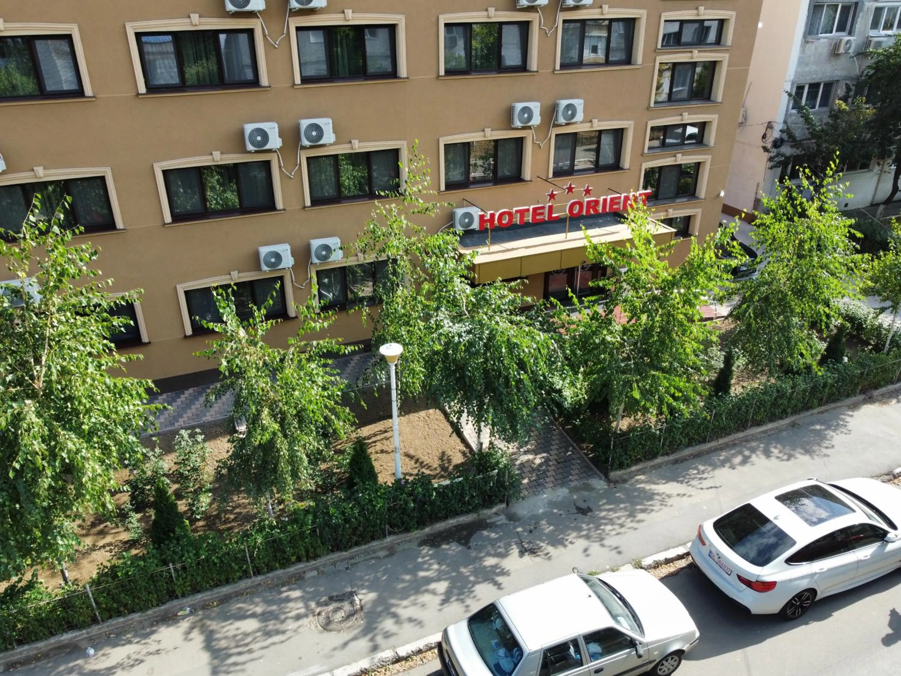 Property building in Hotel Orient Galati